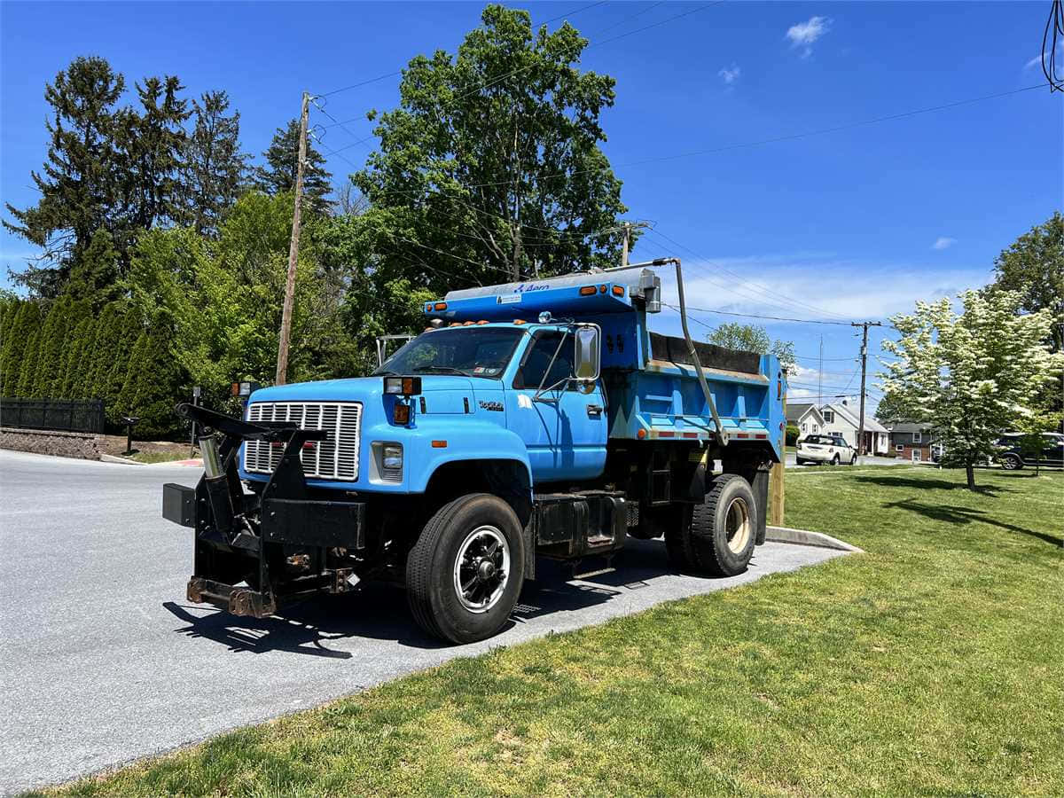 GMC Topkick, bright blue, snowplow attachment, SD Desktop Wallpaper