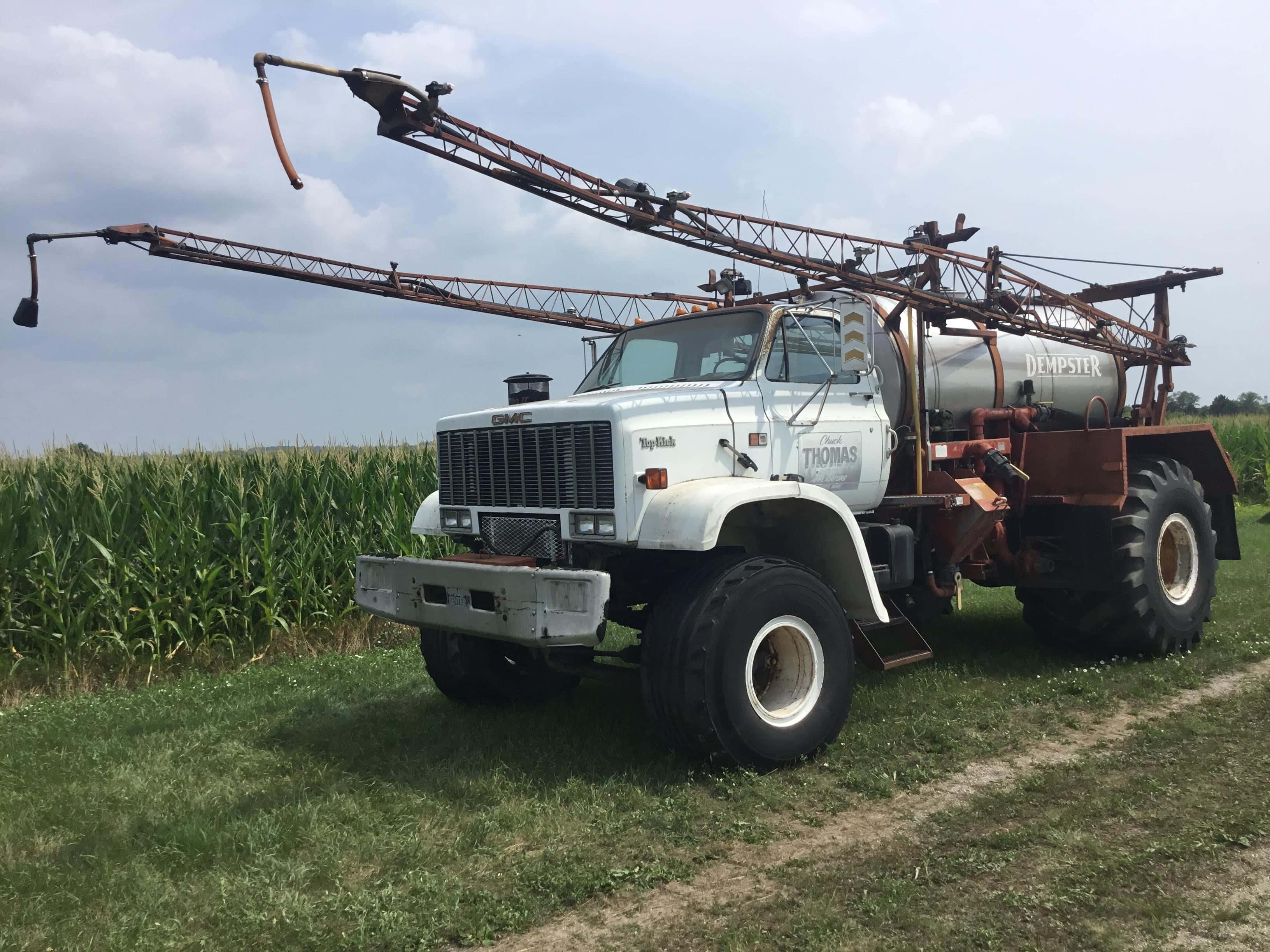 GMC Topkick, white, agricultural sprayer, 2K Desktop Wallpaper