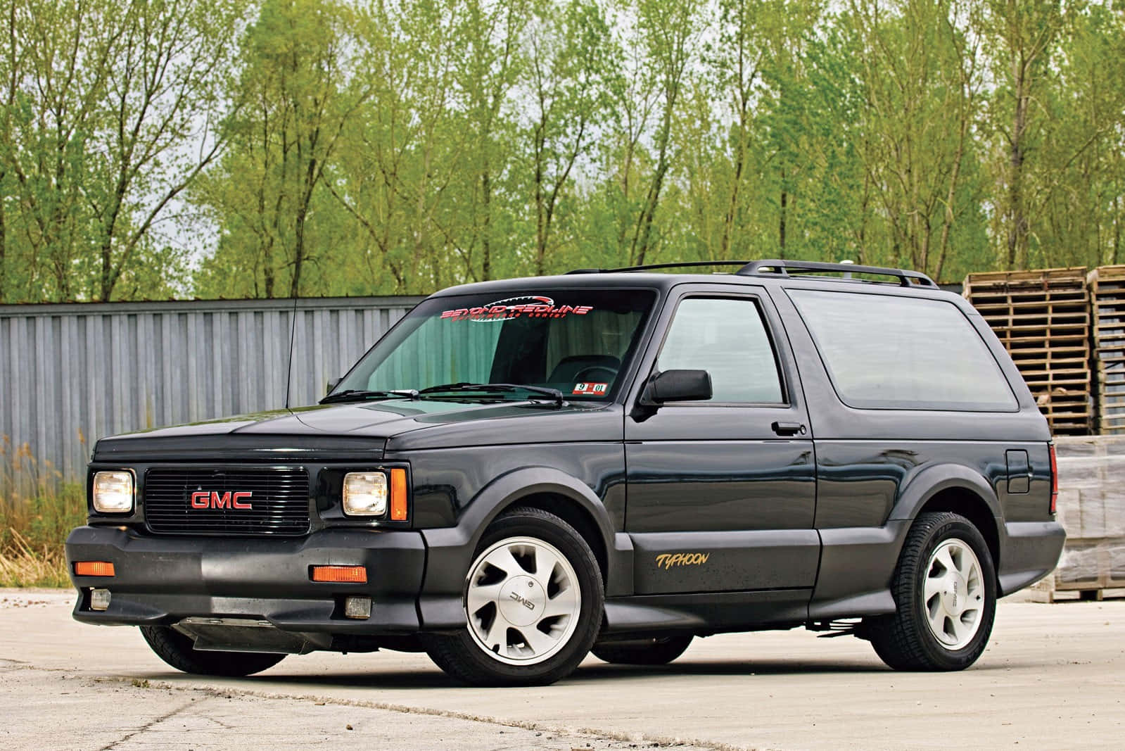 GMC Typhoon, black, concrete, HD Desktop Wallpaper
