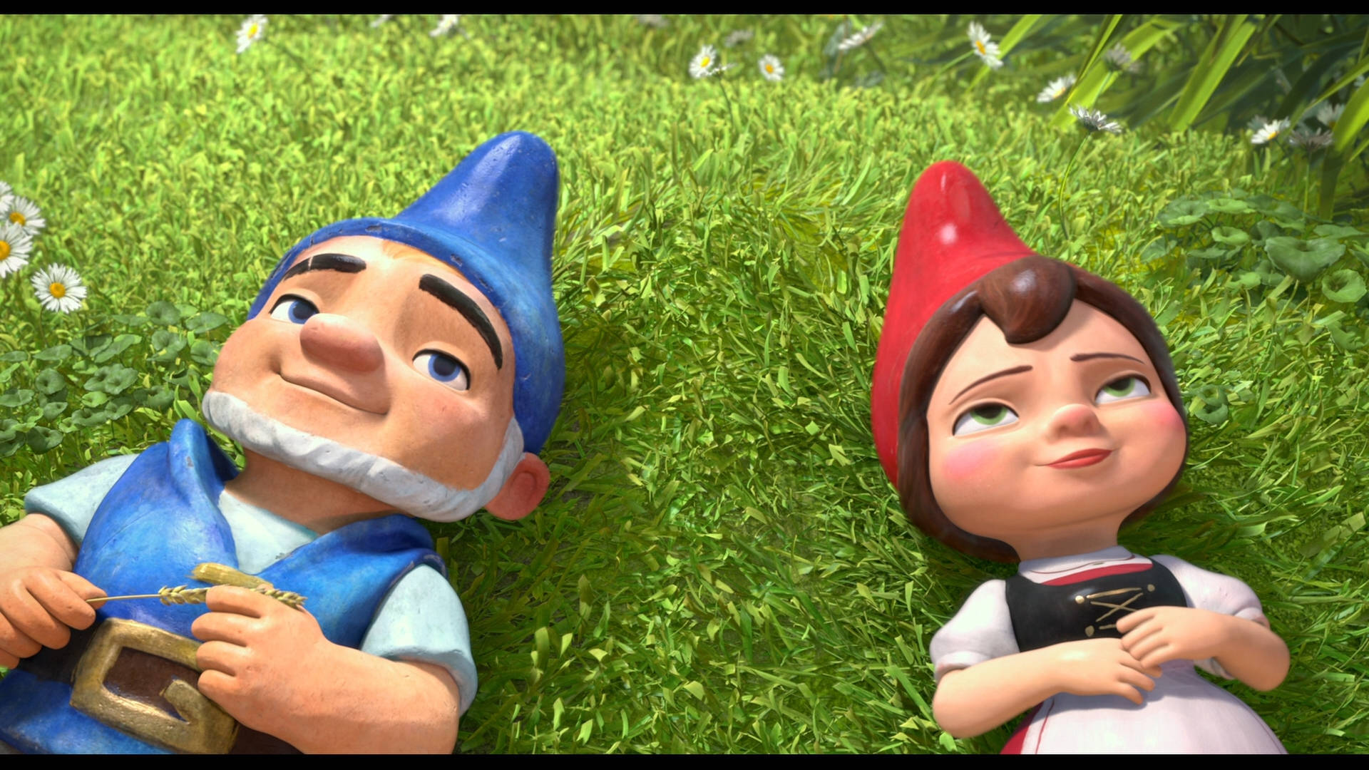 Gnomeo And Juliet, green grass, white daisies, Full HD Desktop Wallpaper