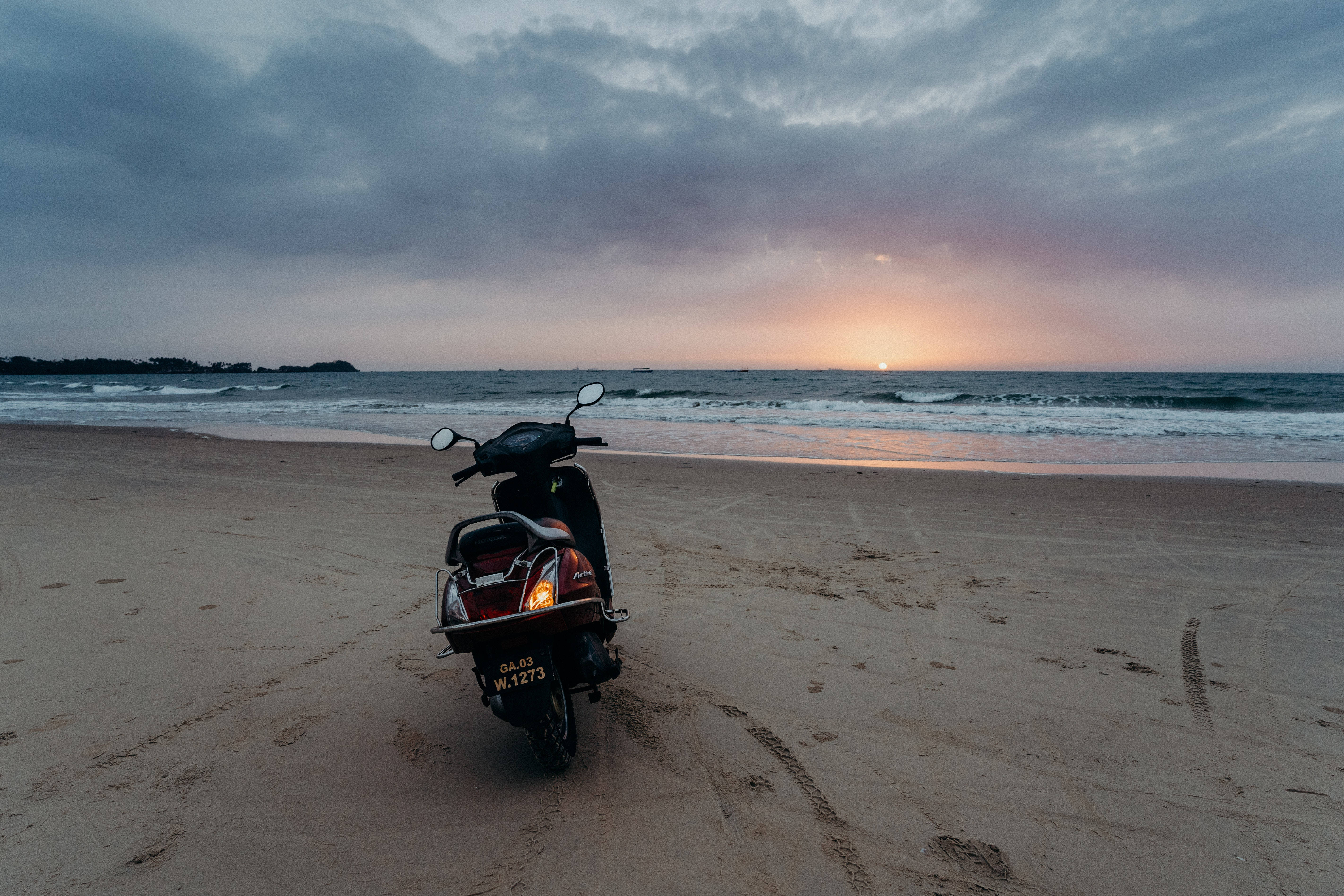 Goa India, black scooter, sandy beach, 5K Desktop Wallpaper