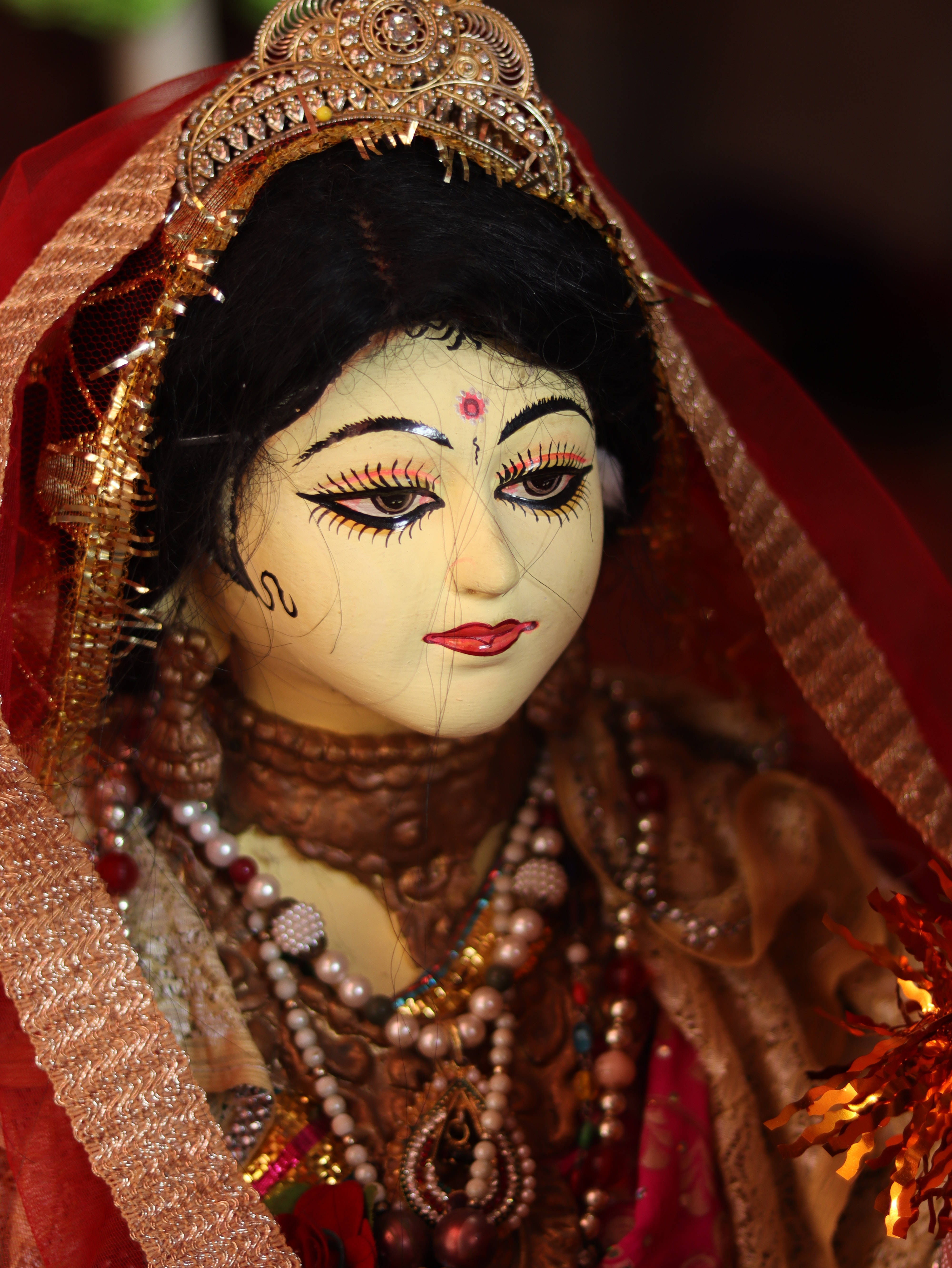 Goddess Kali, red veil, gold jewelry, 5K Phone Wallpaper