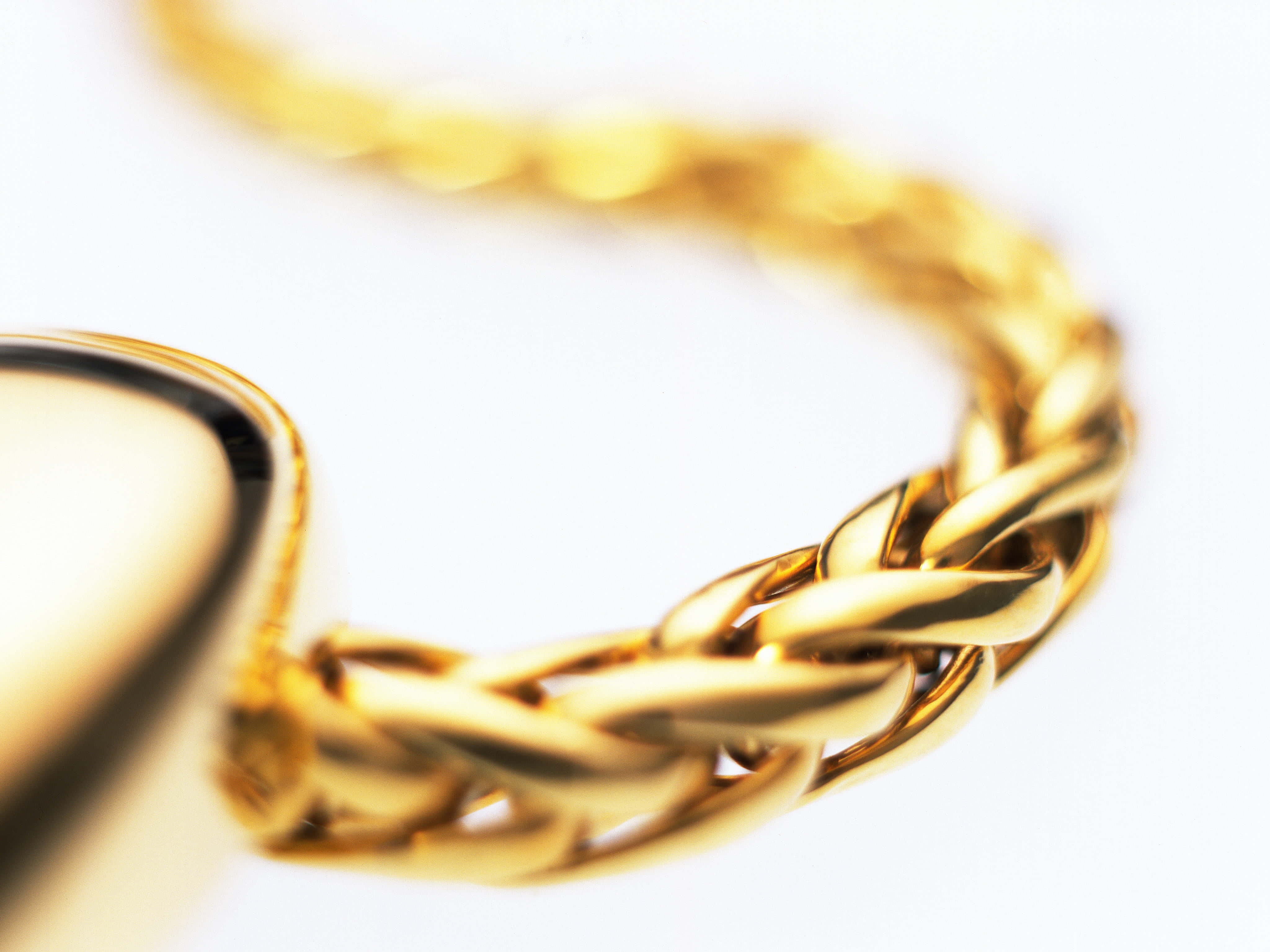 gold chain, braided links, gleaming, 4K Desktop Wallpaper