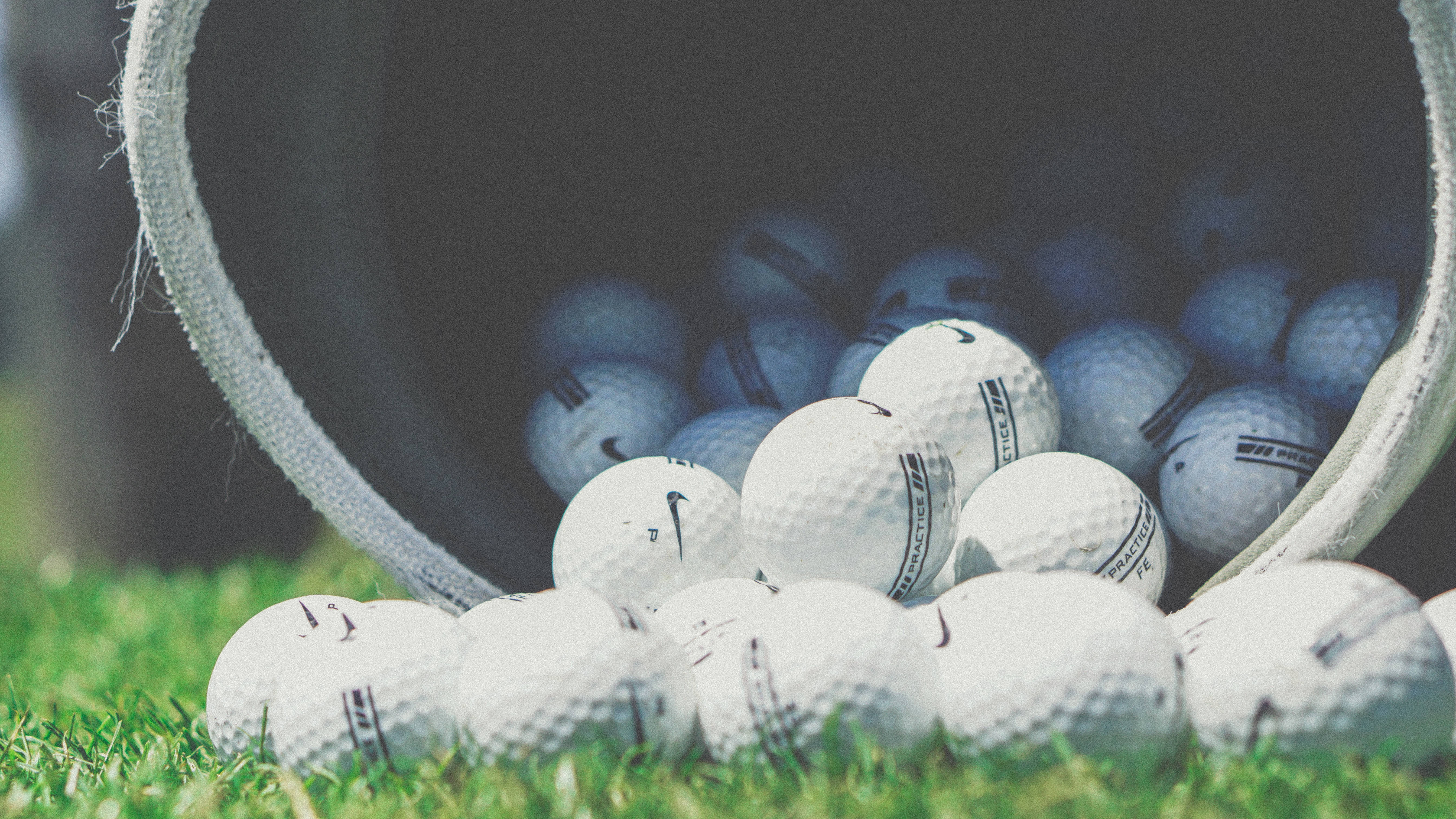 ultra hd, golf, white balls, 5K Desktop Wallpaper