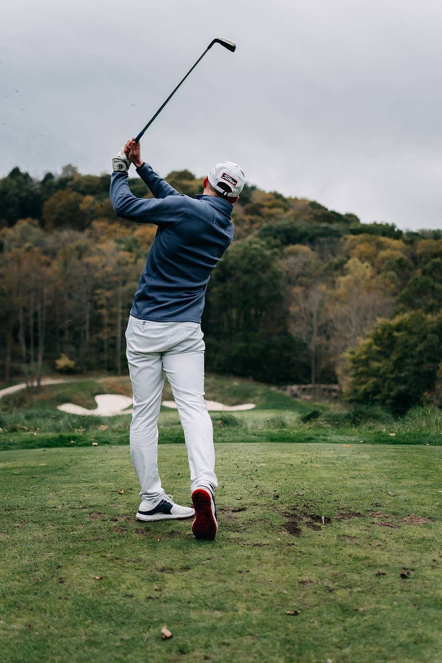 Golf Phone, gloomy sky, lush green course, HD Phone Wallpaper