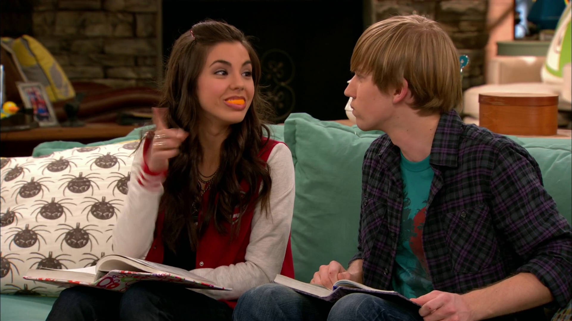Good Luck Charlie, orange, green couch, Full HD Desktop Wallpaper