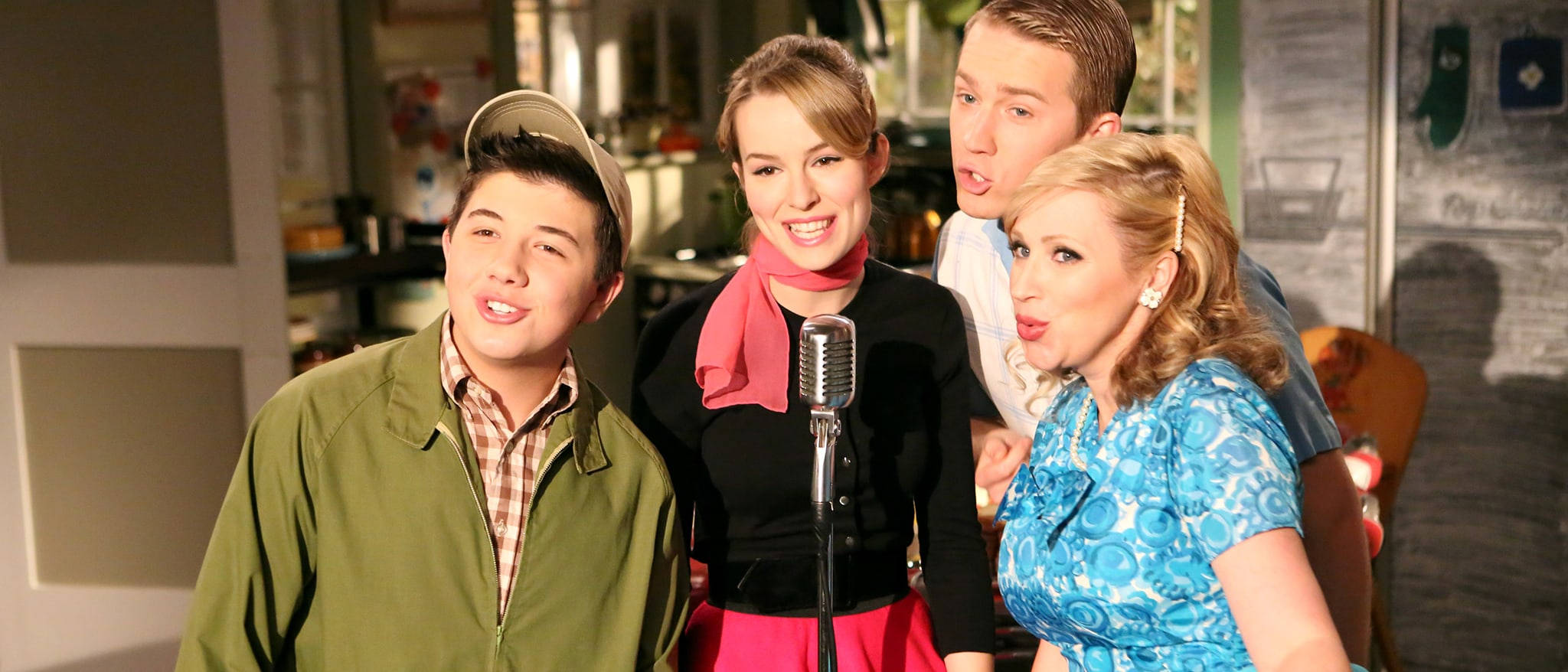 Good Luck Charlie, vintage 1950s style, classic silver microphone, Full HD Desktop Wallpaper