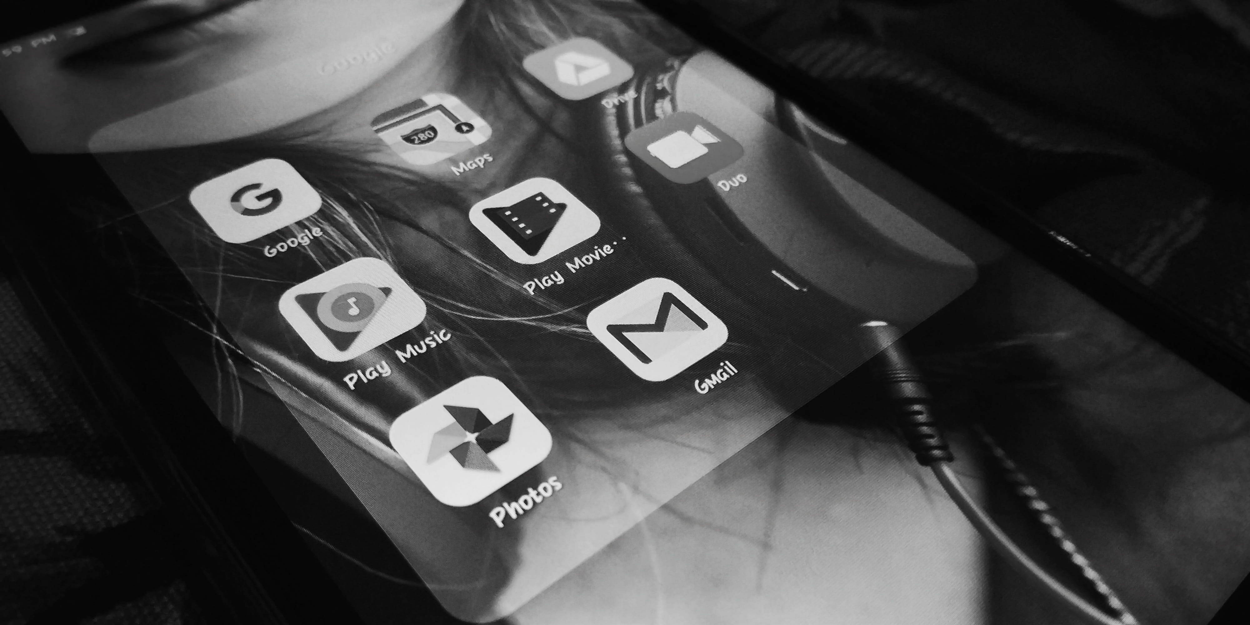 Google Drive, black and white, smartphone screen, 4K Desktop Wallpaper