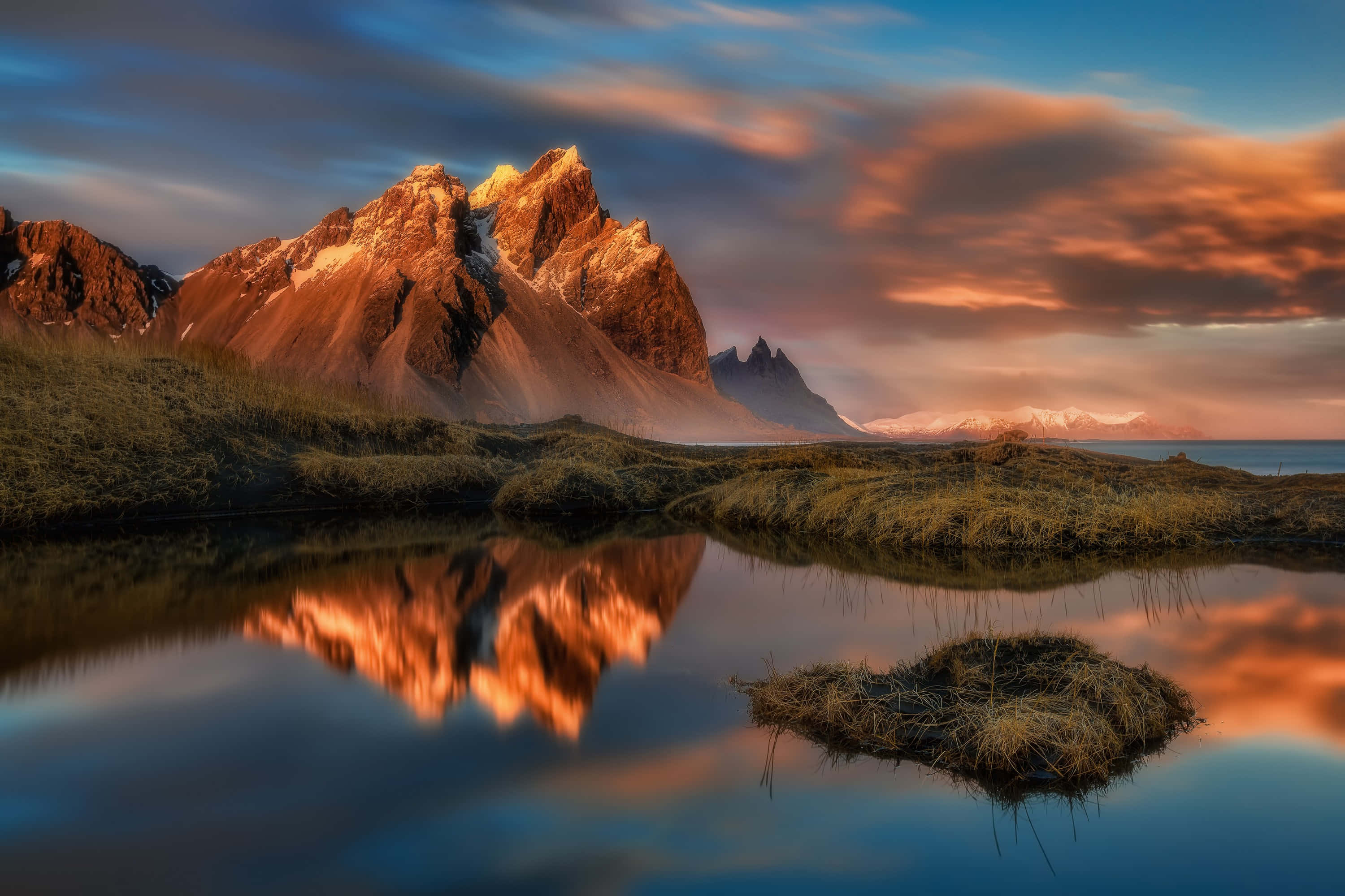 Google Landscape, sunset, fiery orange clouds, 2K Desktop Wallpaper