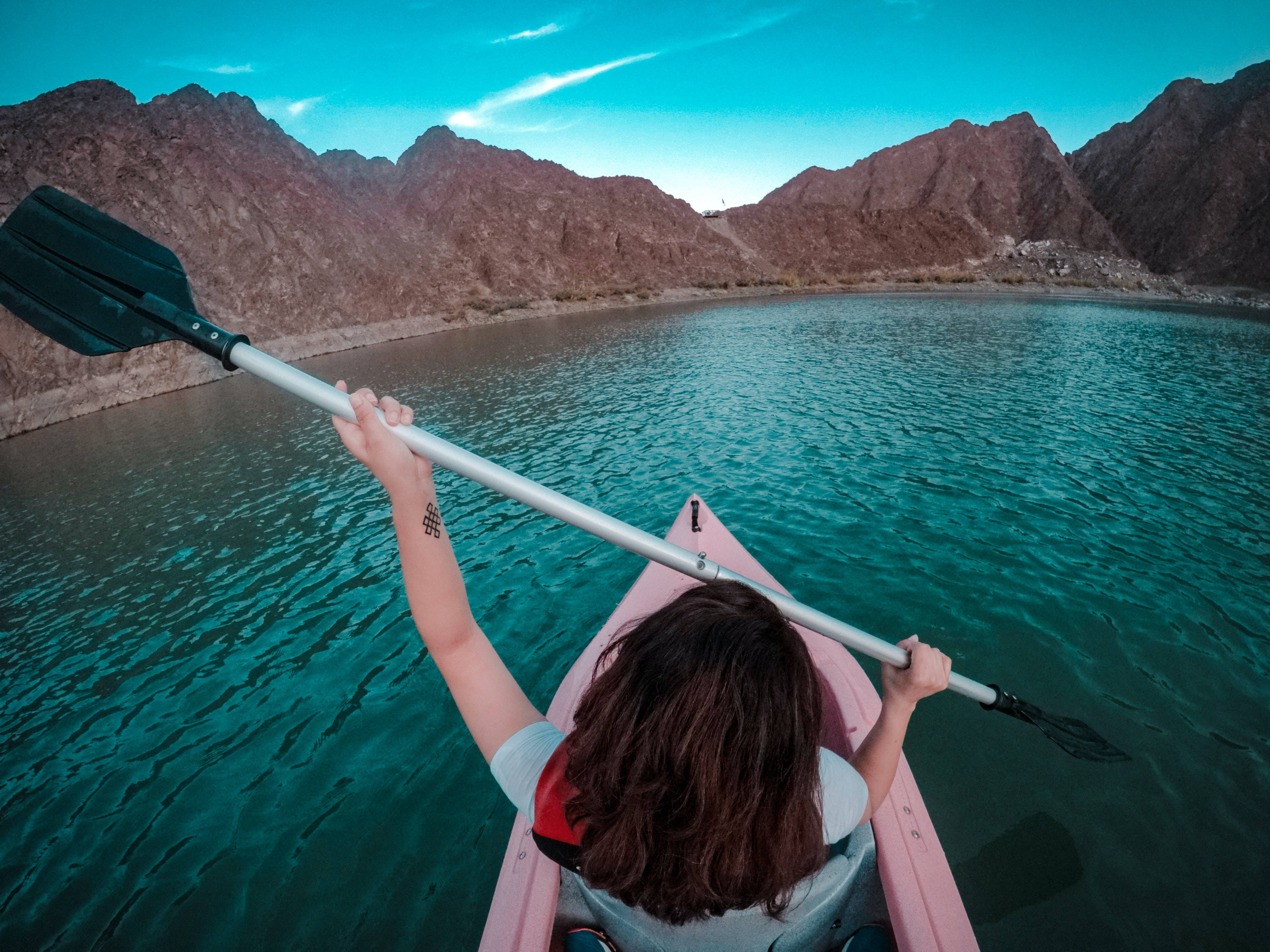 GoPro, pink kayak, turquoise water, 4K Desktop Wallpaper