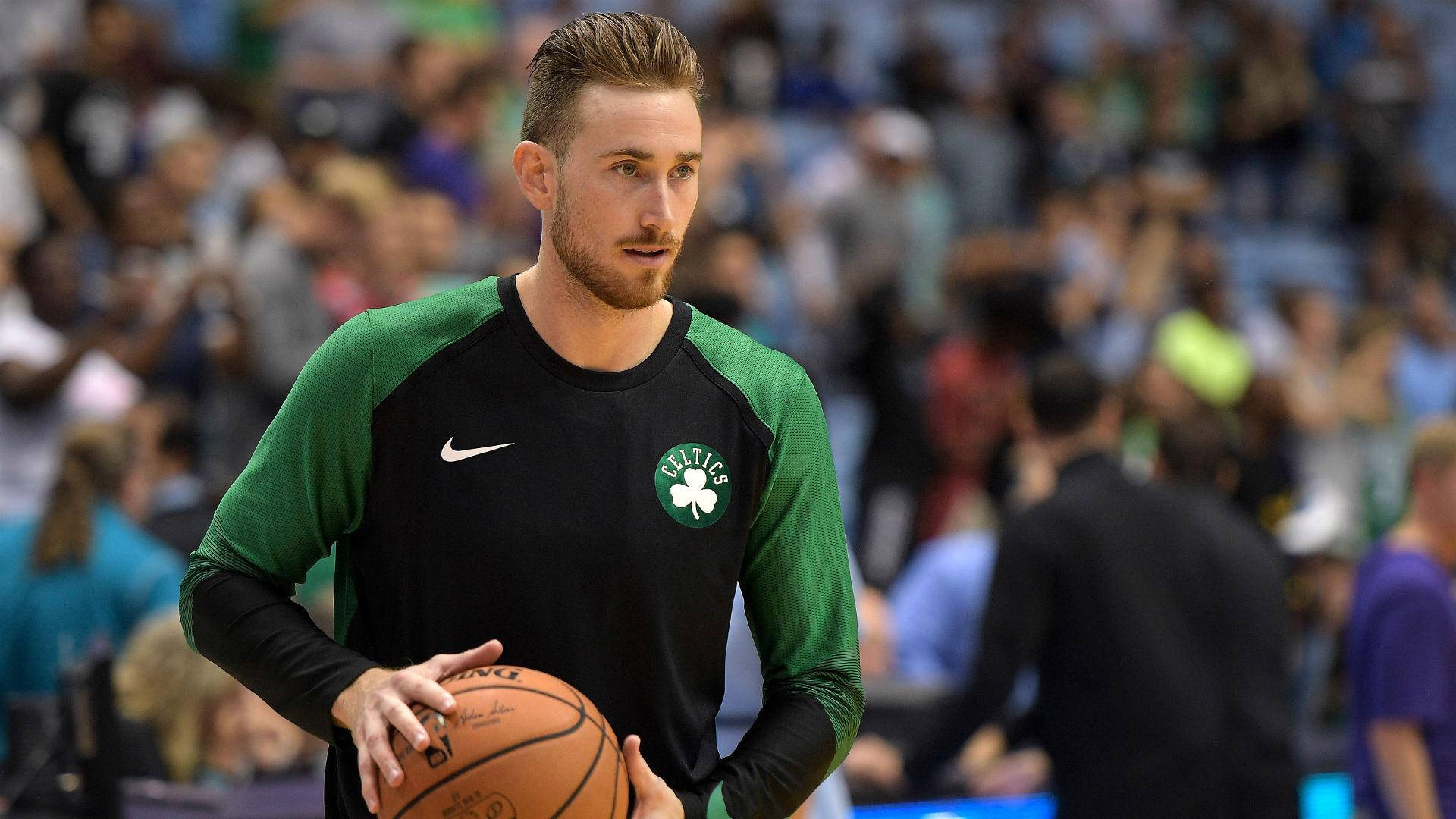 Gordon Hayward, 2019 NBA Preseason, green and black Celtics warm-up shirt, Full HD Desktop Wallpaper