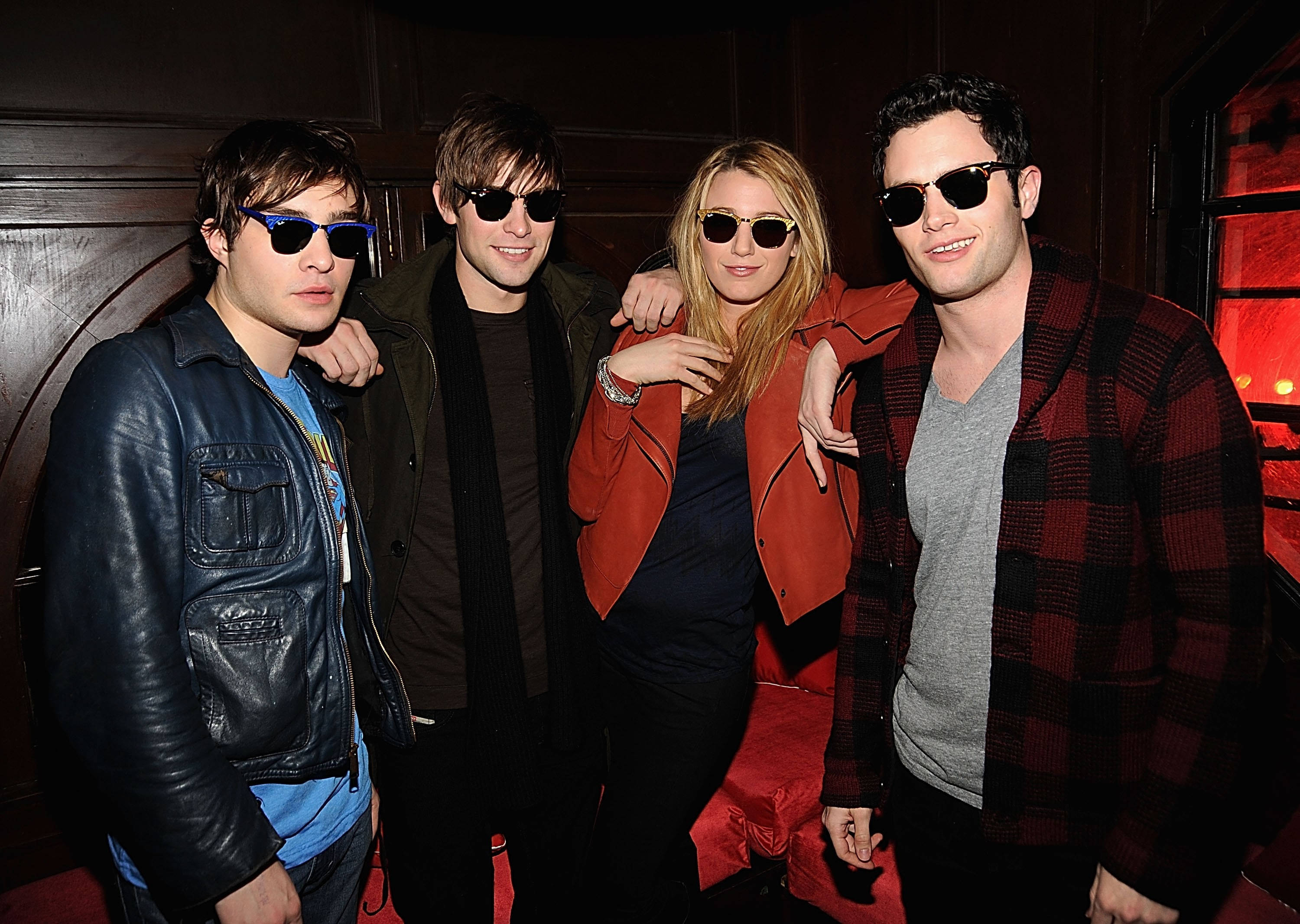 Gossip Girl, sunglasses, leather jackets, 2K Desktop Wallpaper