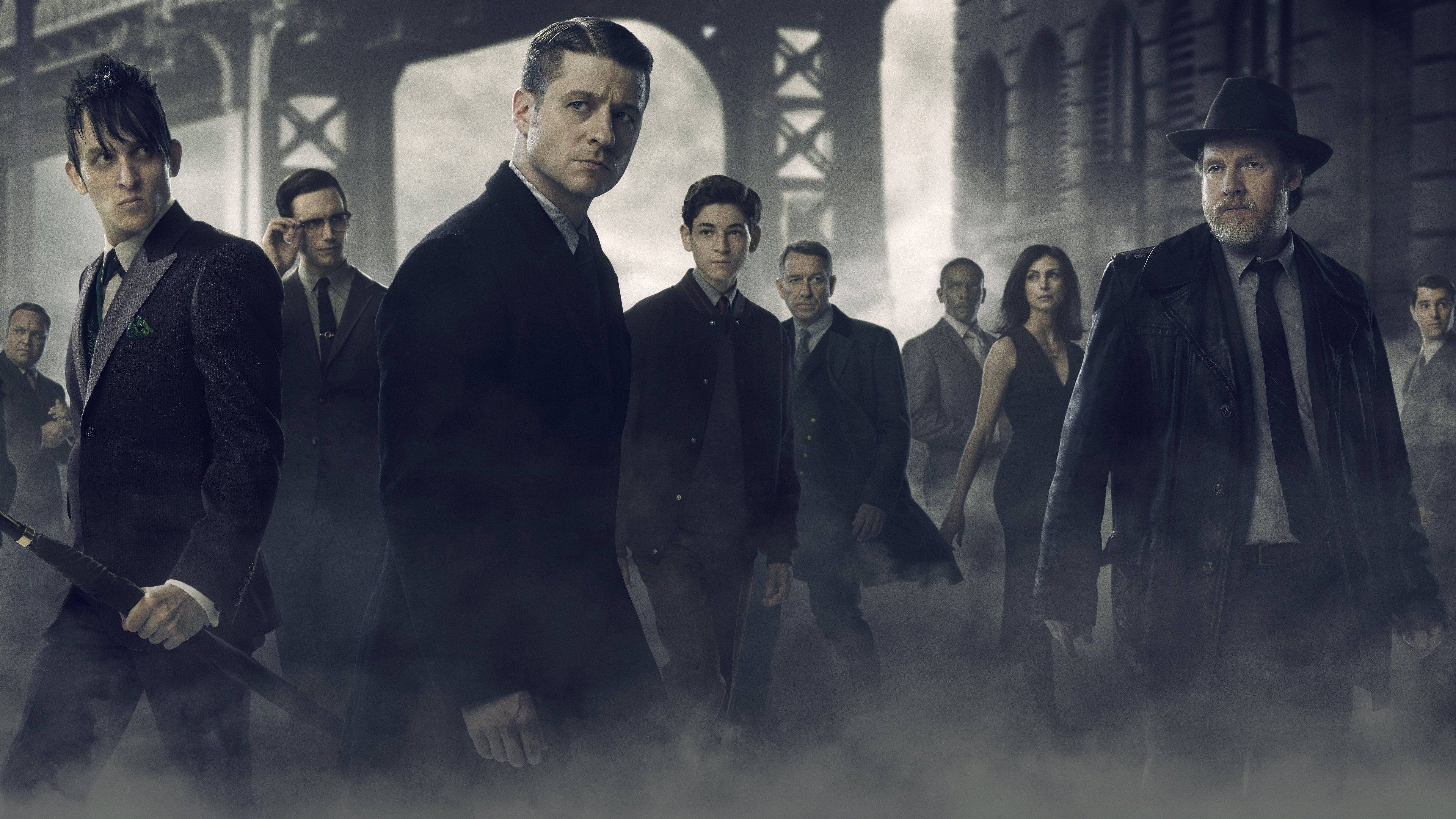 Gotham, smokey haze, city, 4K Desktop Wallpaper