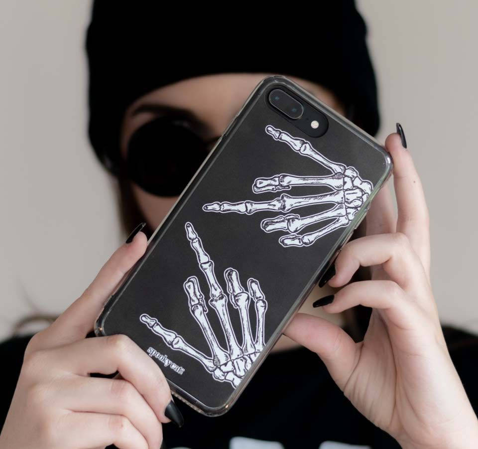Gothic Phone, black beanie, sunglasses, SD Desktop Wallpaper