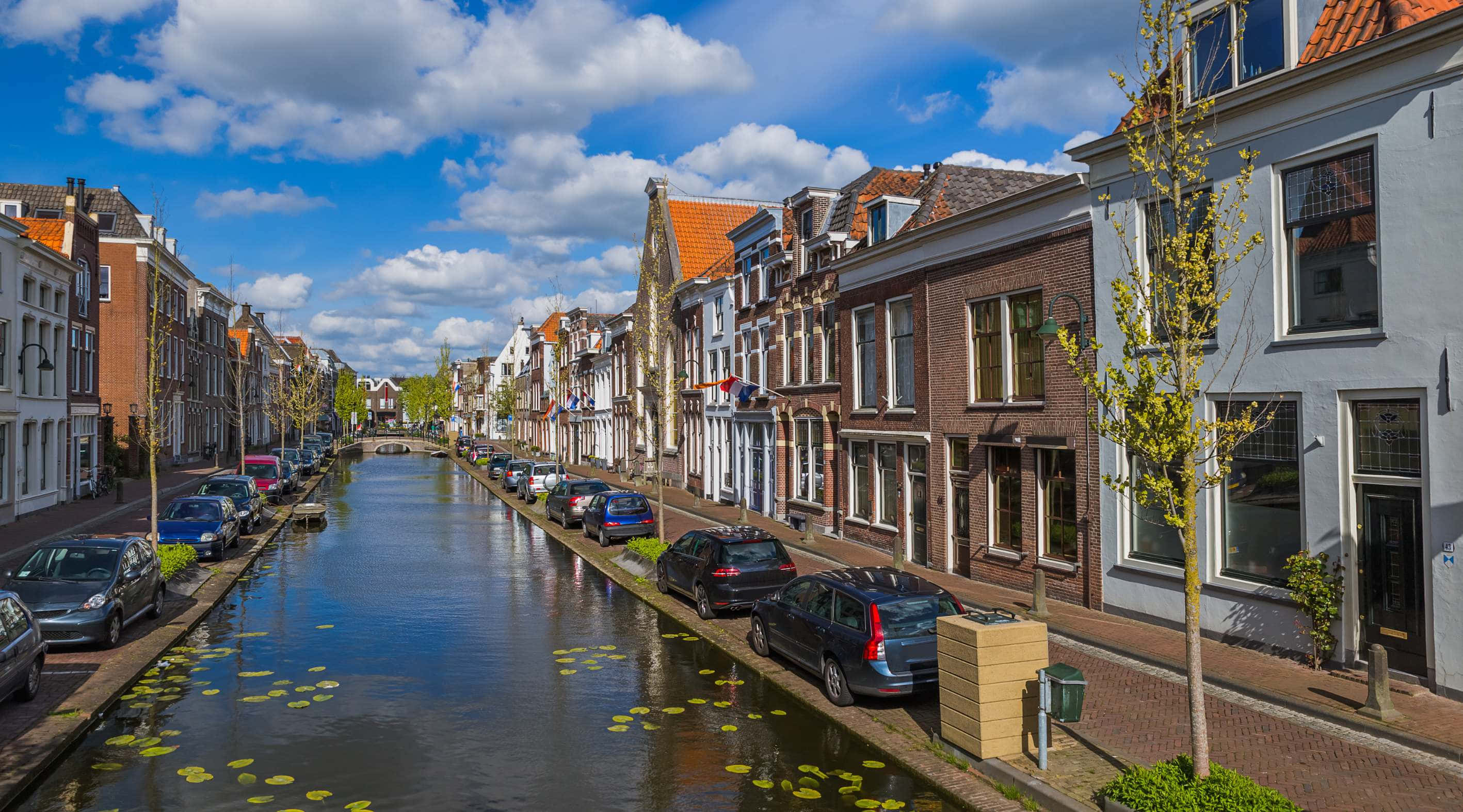 Gouda, canal, Netherlands, 2K Desktop Wallpaper
