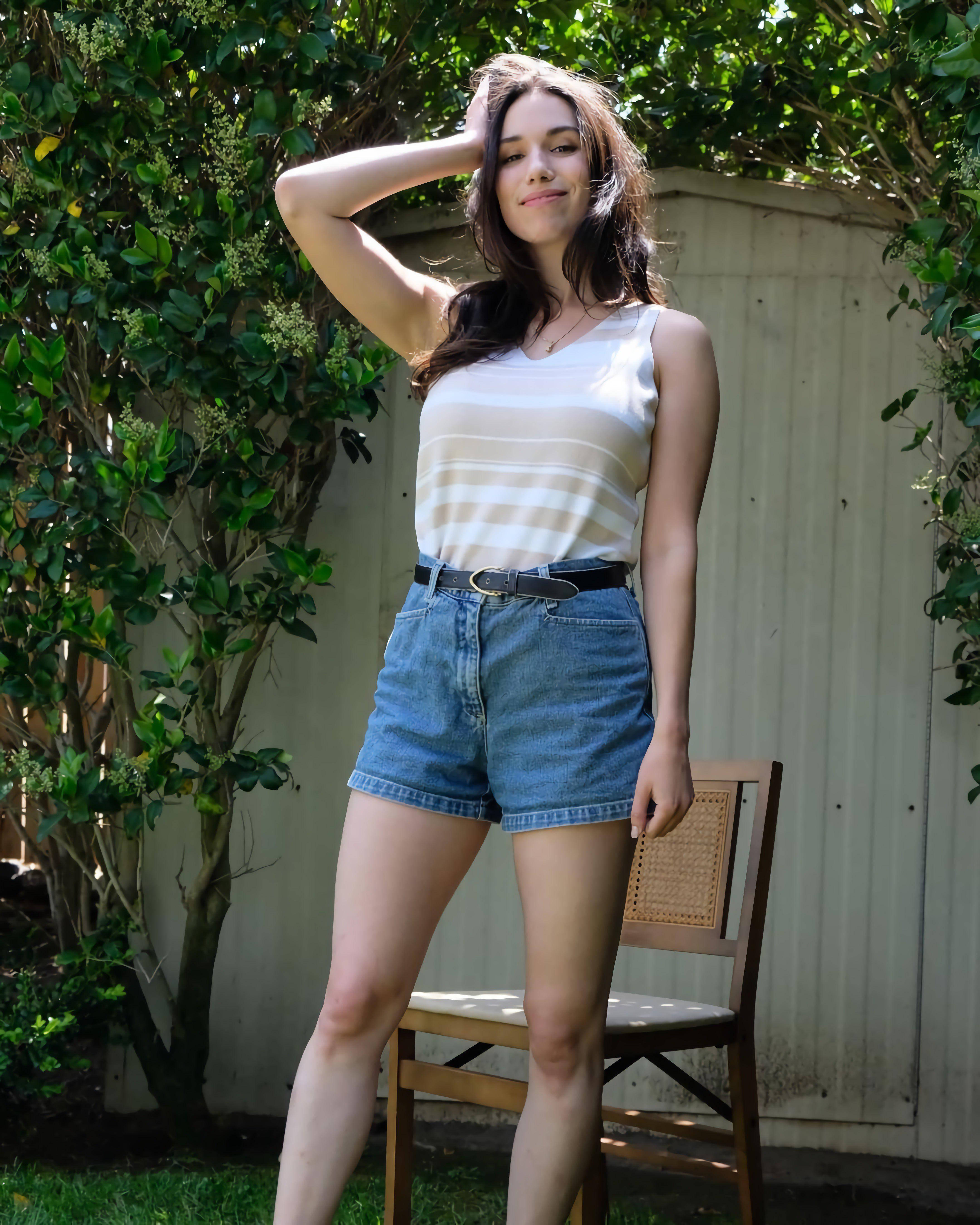 Grace Fulton, striped top, denim shorts, 5K Phone Wallpaper