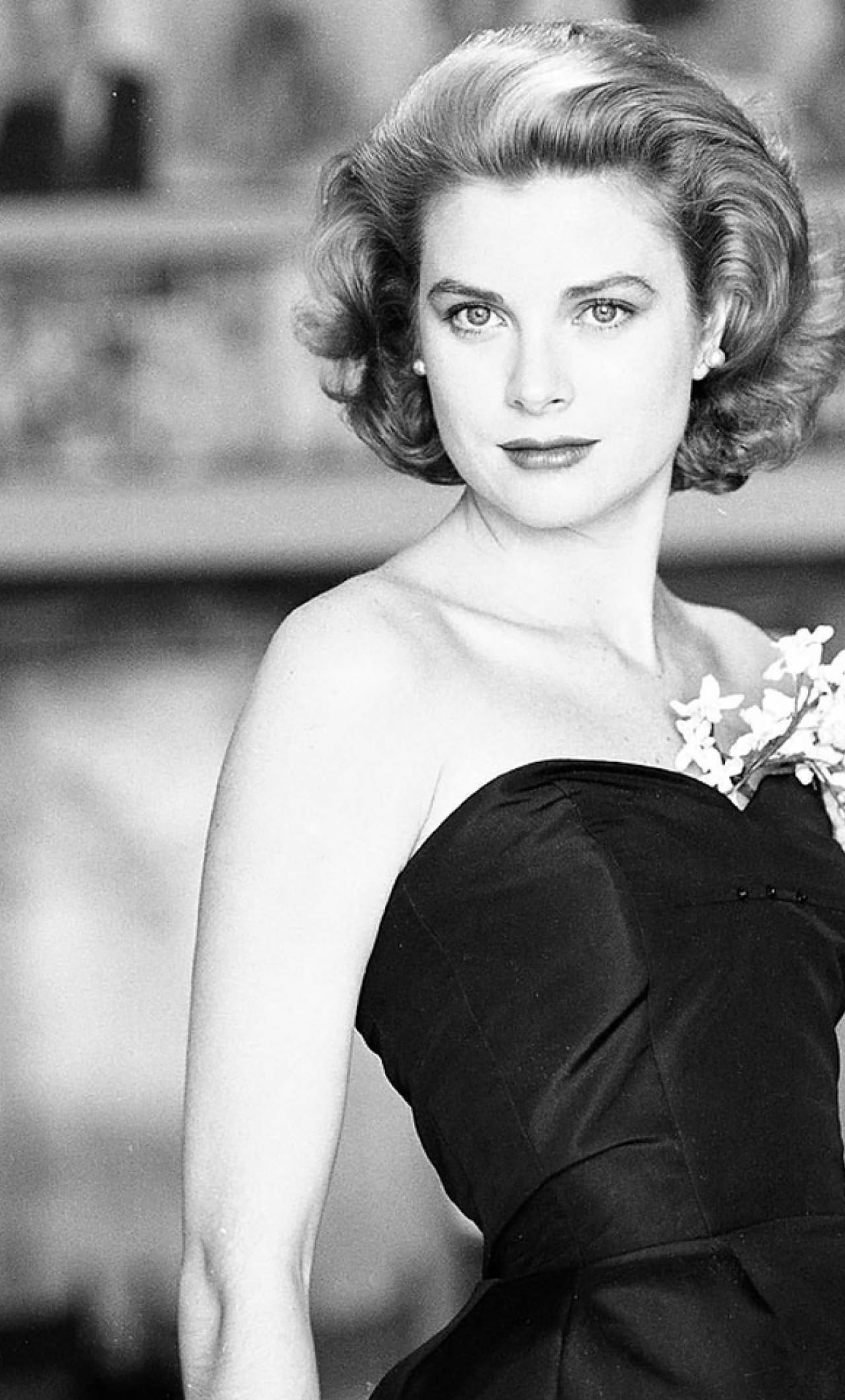 Grace Kelly, black strapless gown, white flowers, Full HD Phone Wallpaper