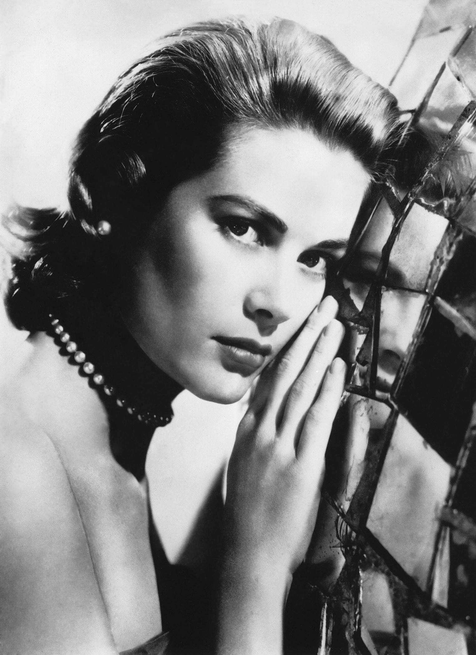 Grace Kelly, black and white portrait, styled hair, Full HD Phone Wallpaper