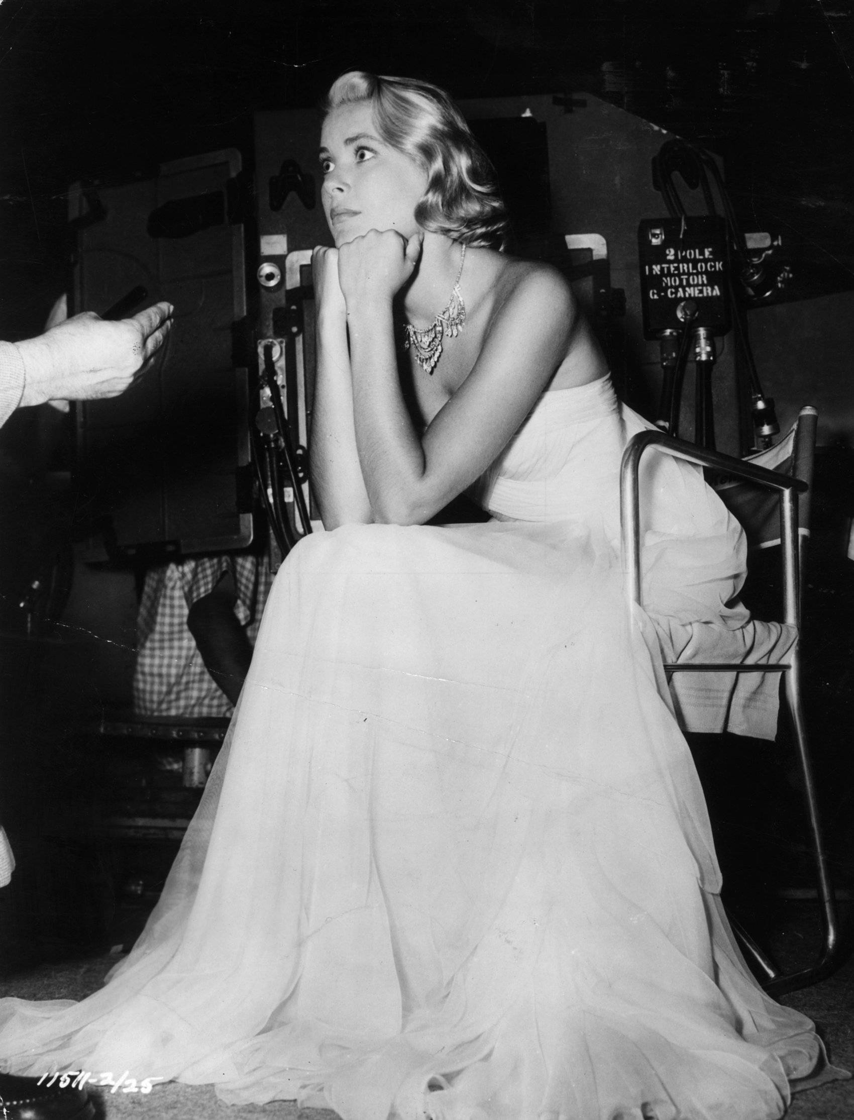 Grace Kelly, white gown, flowing white gown, Full HD Phone Wallpaper