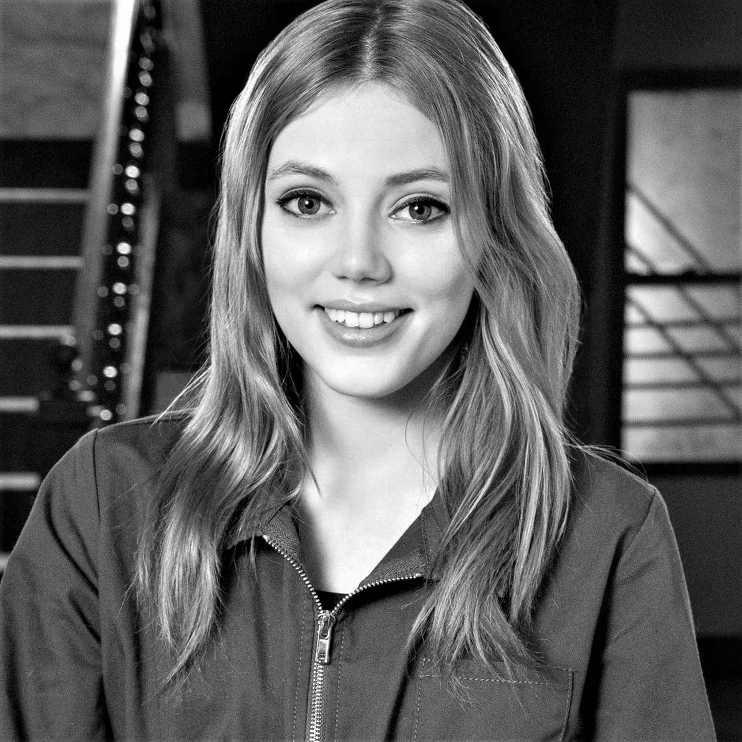 Grace Van Dien, black and white portrait, long hair, HD Desktop Wallpaper