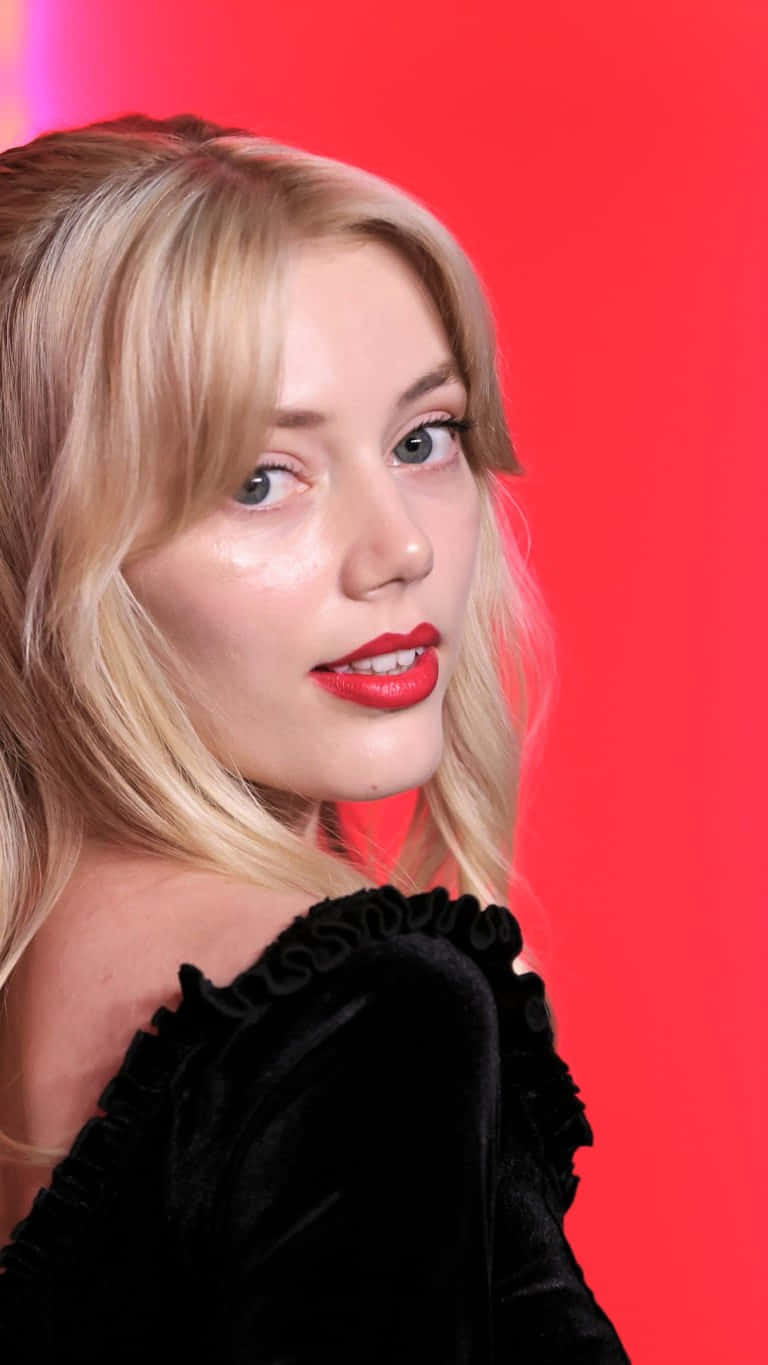Grace Van Dien, blonde woman, bold red lips, HD Phone Wallpaper