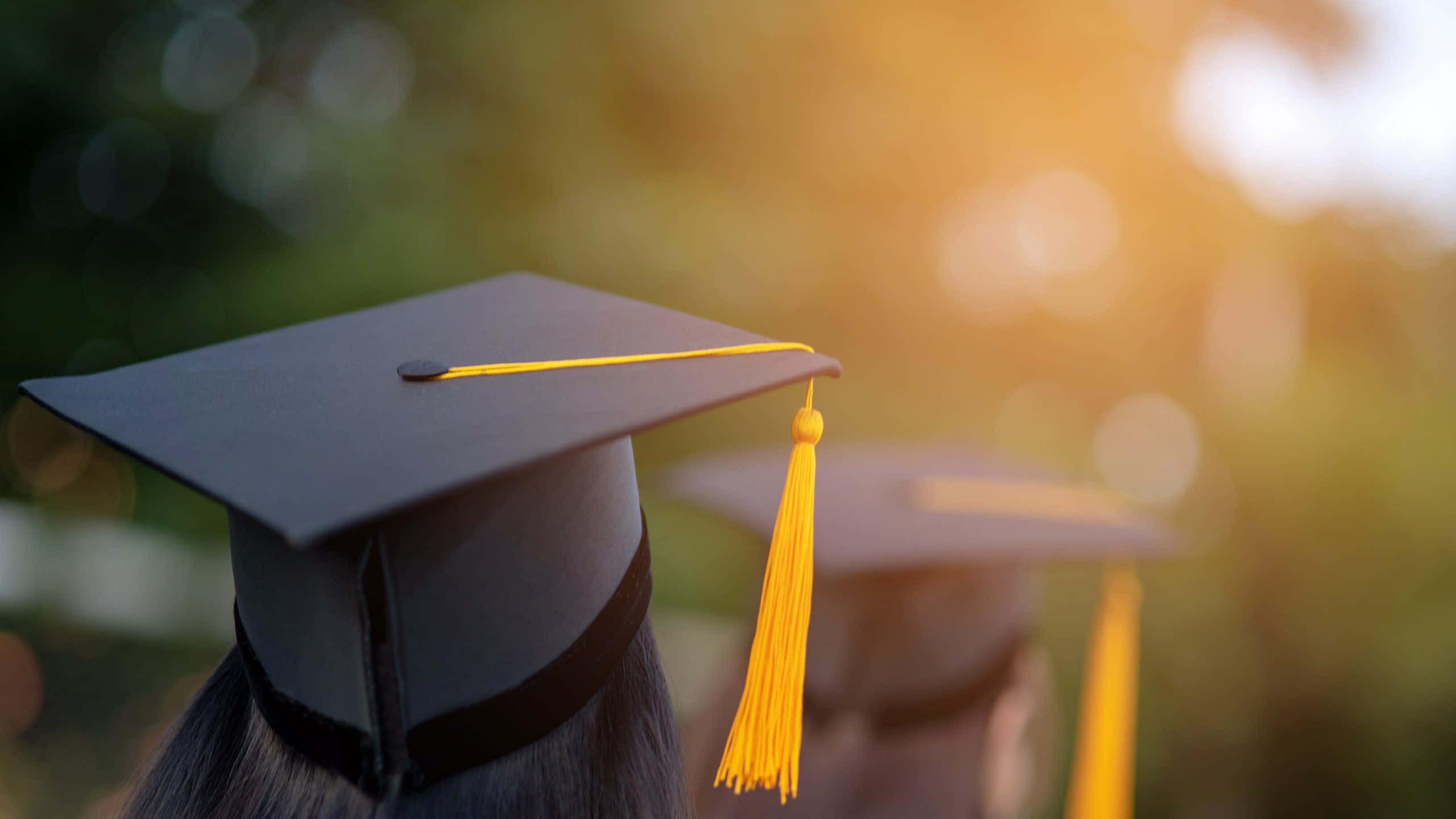 graduation ceremony, yellow tassel, graduation cap, 2K Desktop Wallpaper
