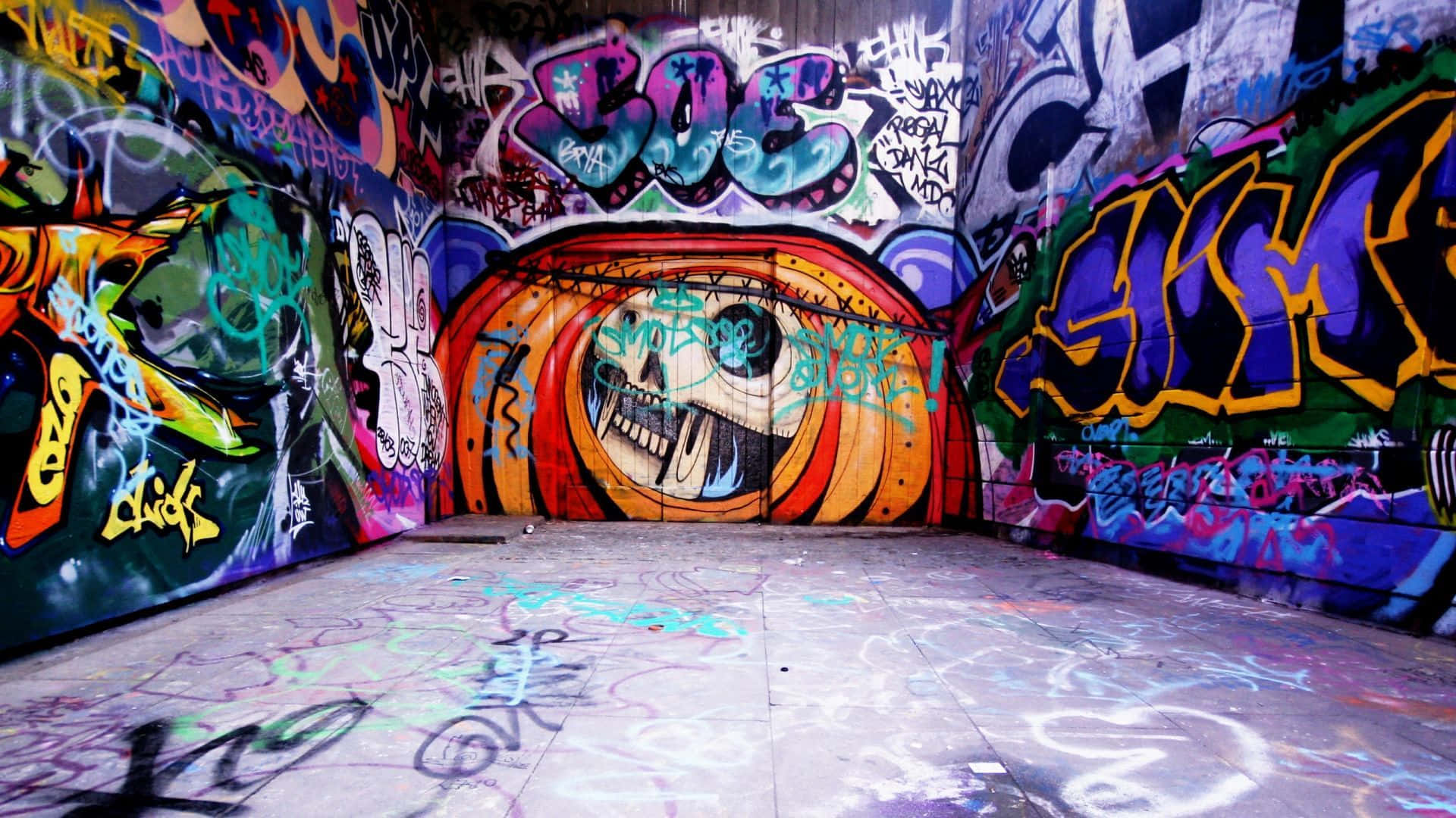 Graffiti Desktop, narrow urban tunnel, central skull mural, Full HD Desktop Wallpaper