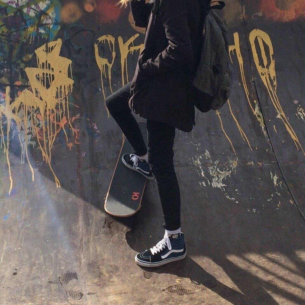 skateboard, graffiti-covered wall, dripping yellow tags, SD Desktop Wallpaper