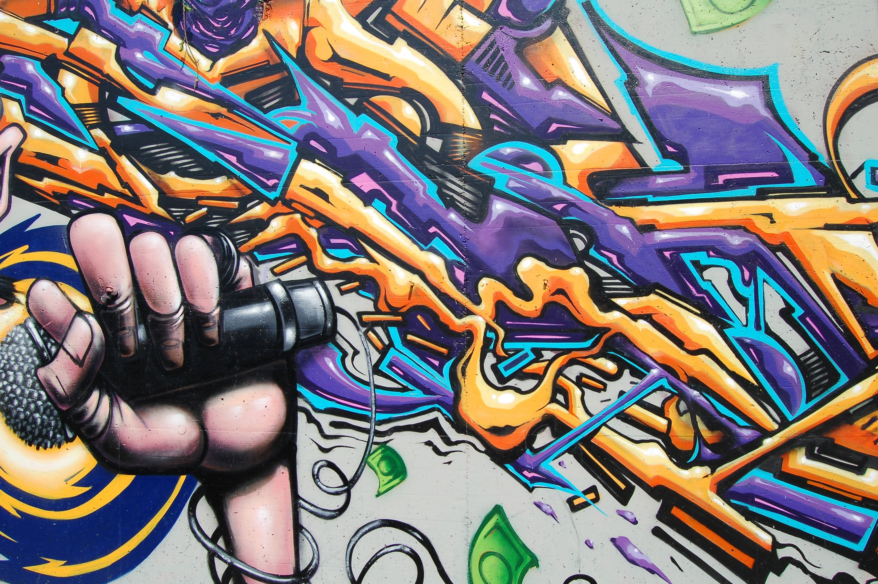 graffiti mural, microphone, orange purple and blue abstract shapes, 2K Desktop Wallpaper