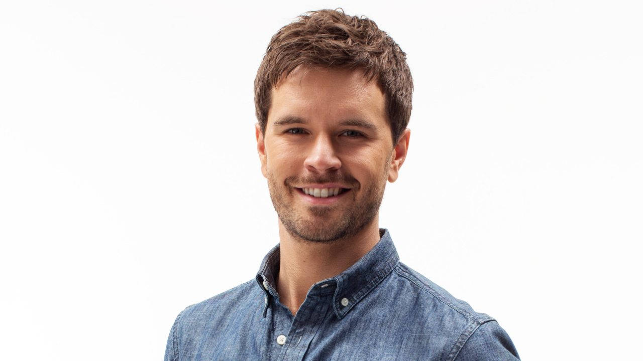 Graham Wardle, denim shirt, short brown hair, HD Desktop Wallpaper