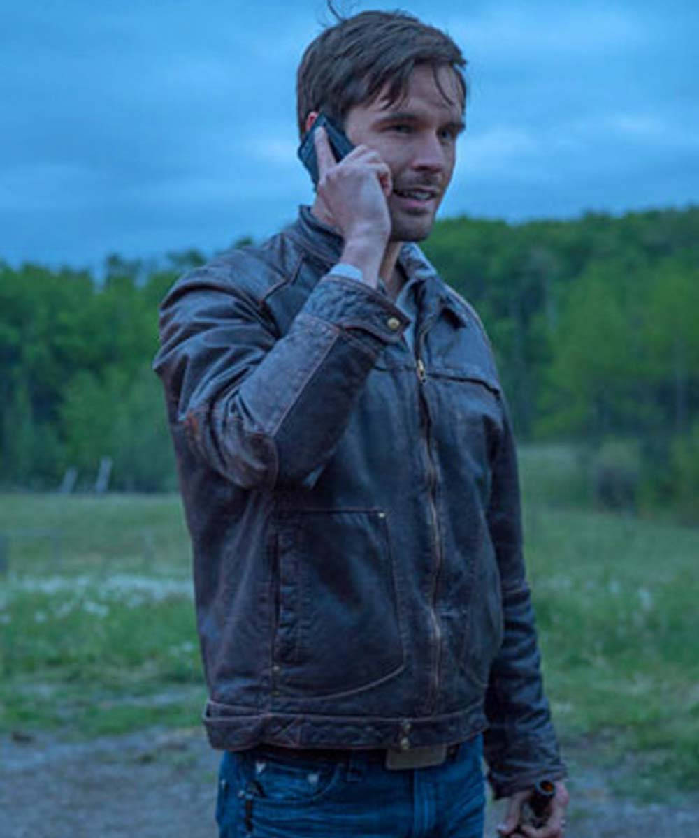 Graham Wardle, worn leather jacket, grassy field, SD Phone Wallpaper