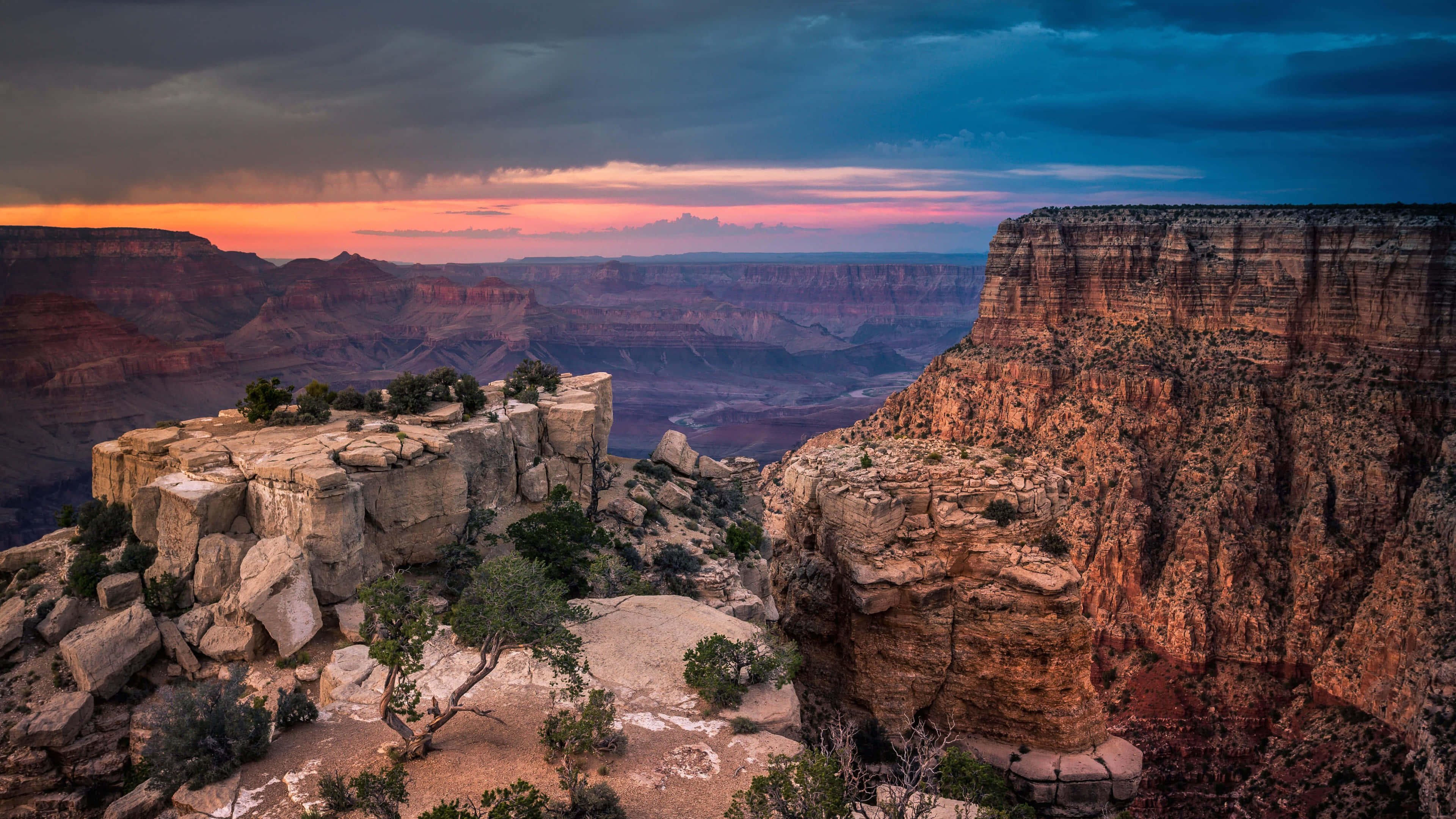 Grand Canyon, sunset, cliffs, 4K Desktop Wallpaper
