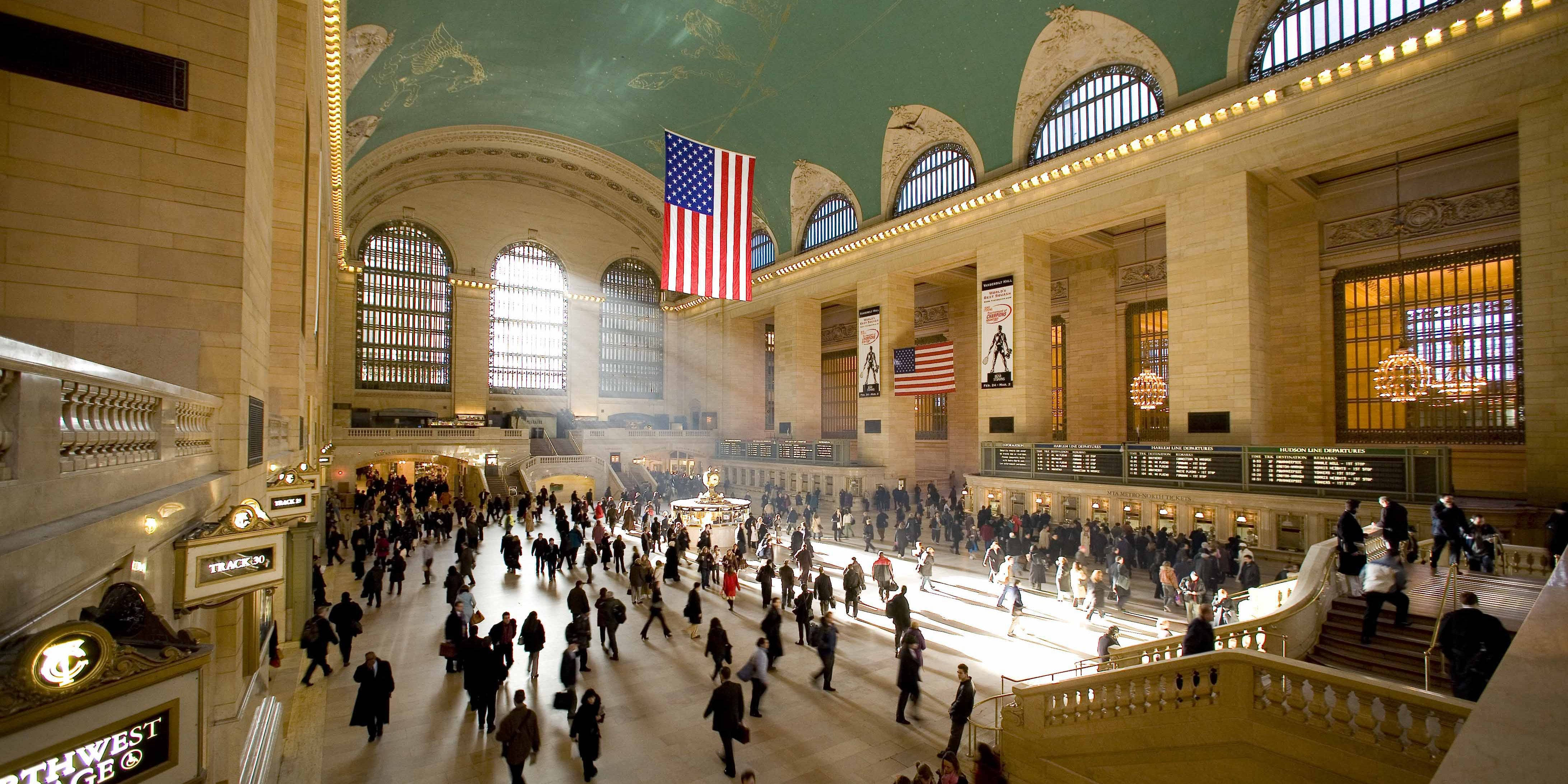 Grand Central Station, ground floor, high arched windows, 4K Desktop Wallpaper