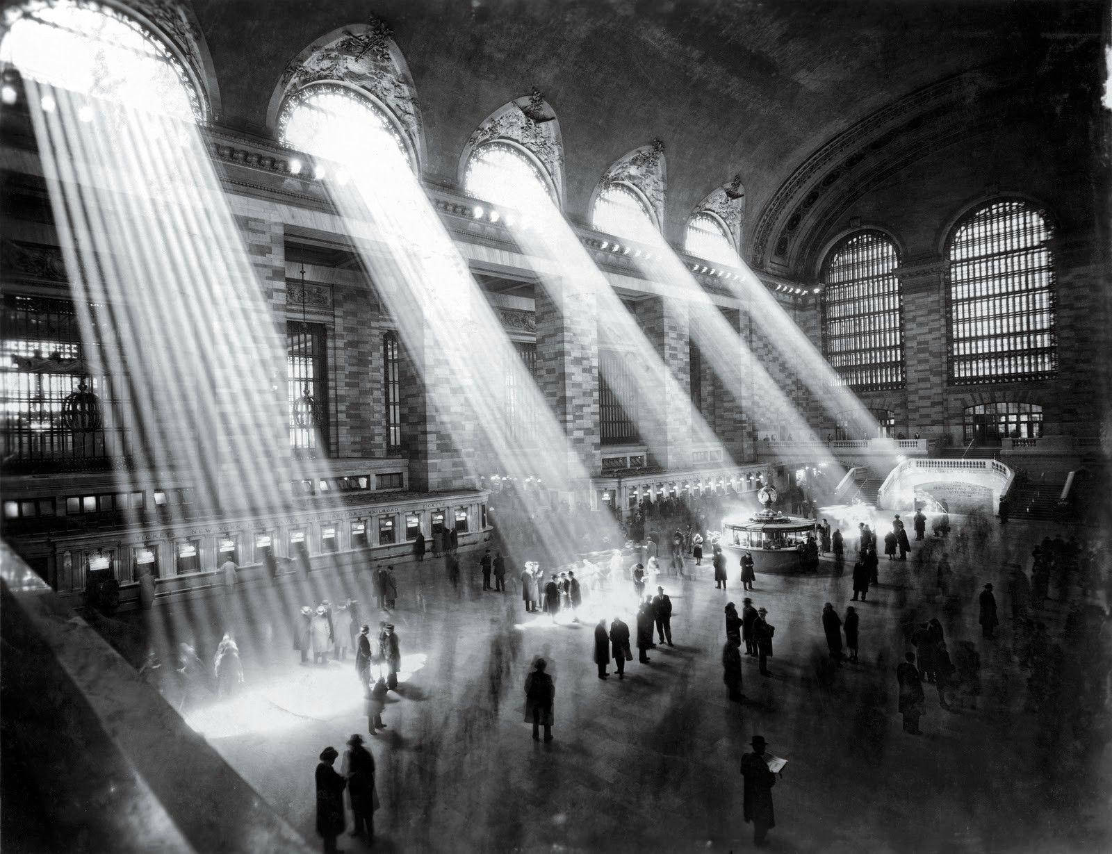Grand Central Terminal, high arched windows, dramatic beams of light, HD Desktop Wallpaper
