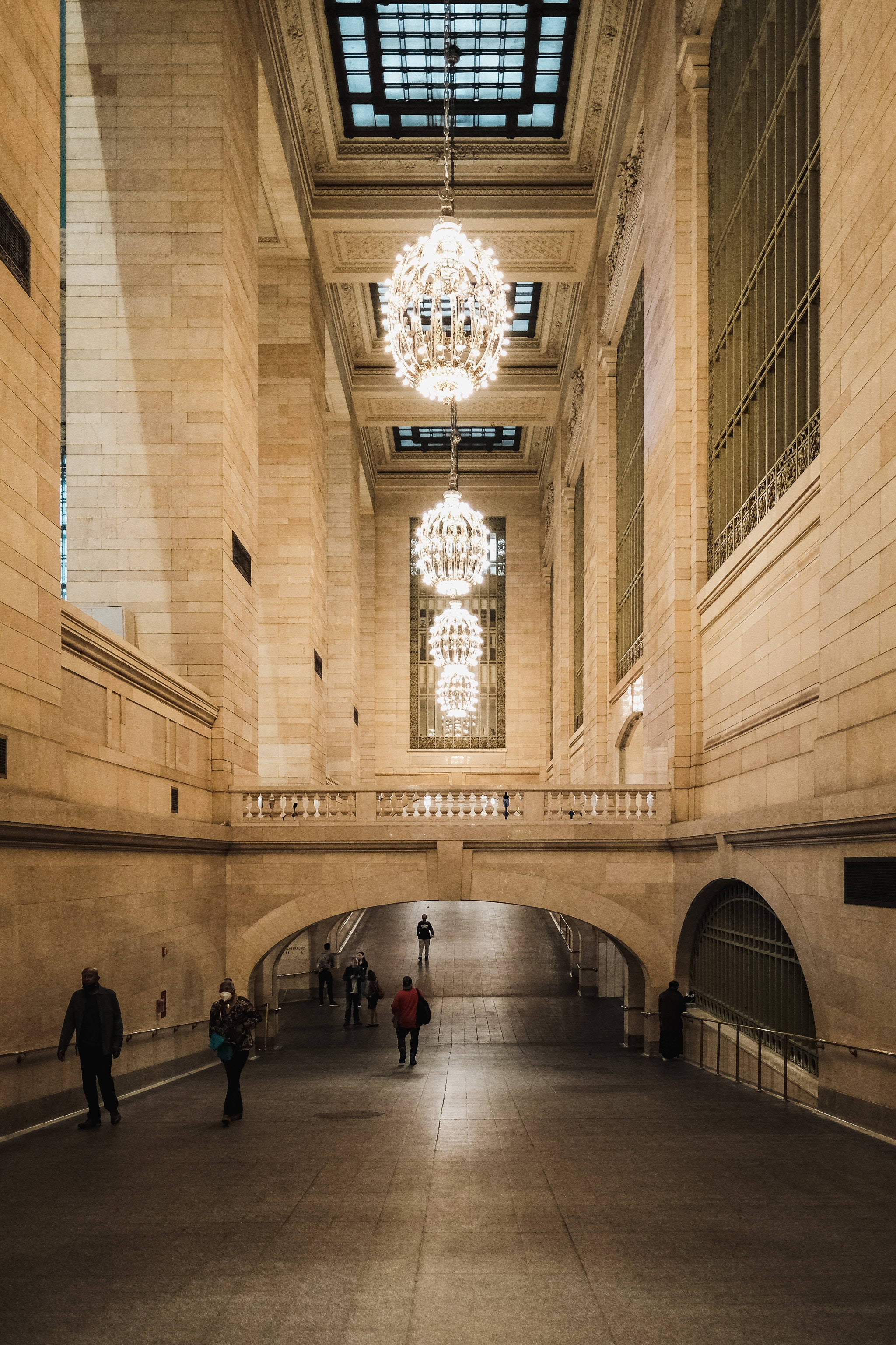 Grand Central Terminal, stone hall, towering arches, 2K Phone Wallpaper