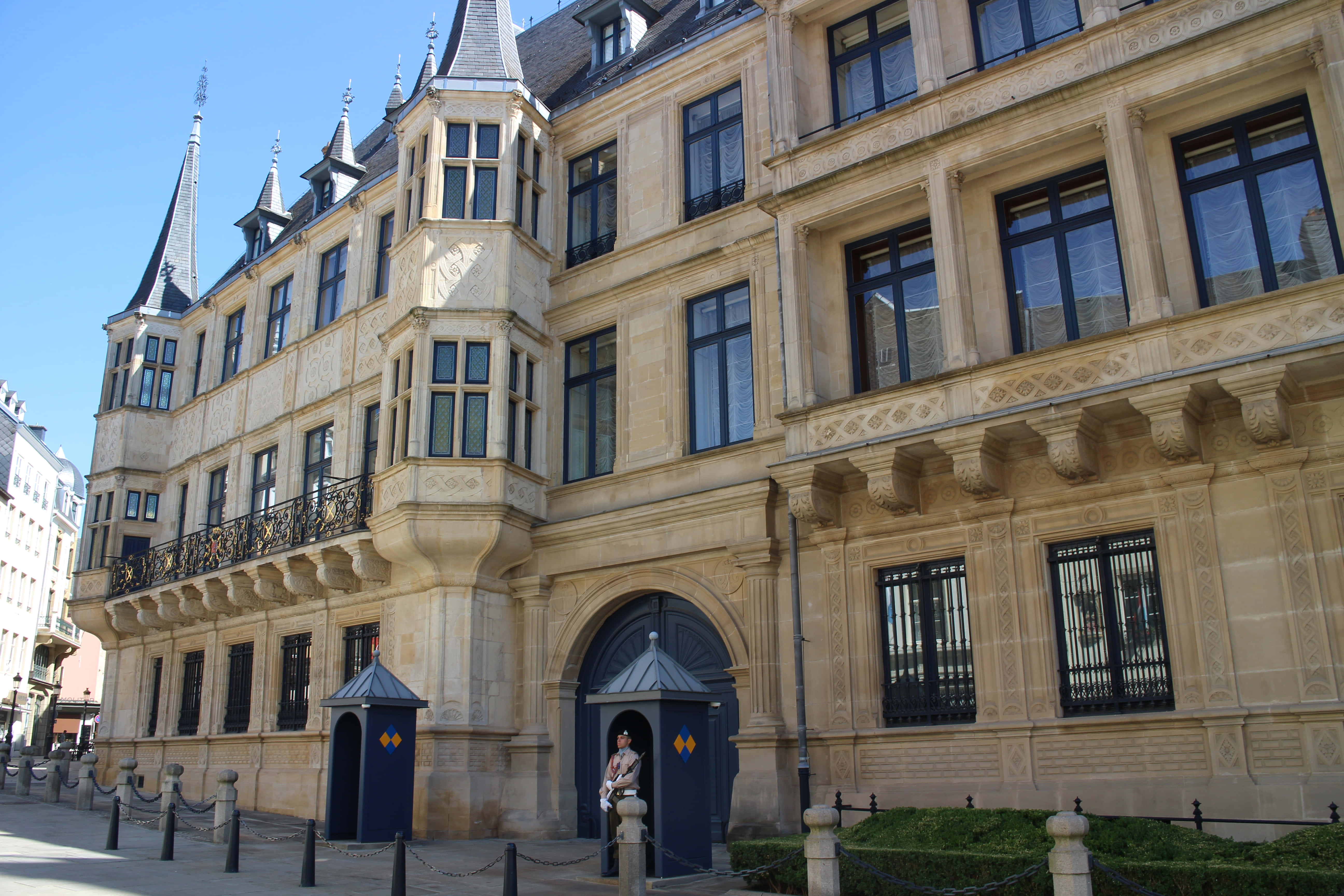 Grand Ducal Palace, Luxembourgish grandeur, ornate stone facade, 5K Desktop Wallpaper