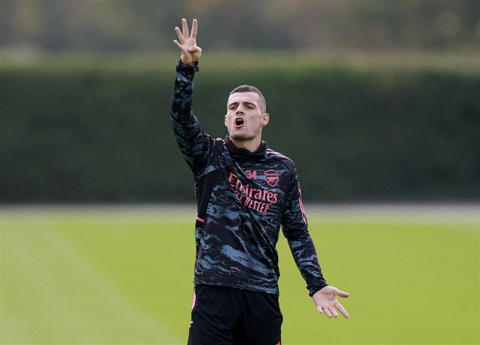 Granit Xhaka, black training kit, peace sign, HD Desktop Wallpaper