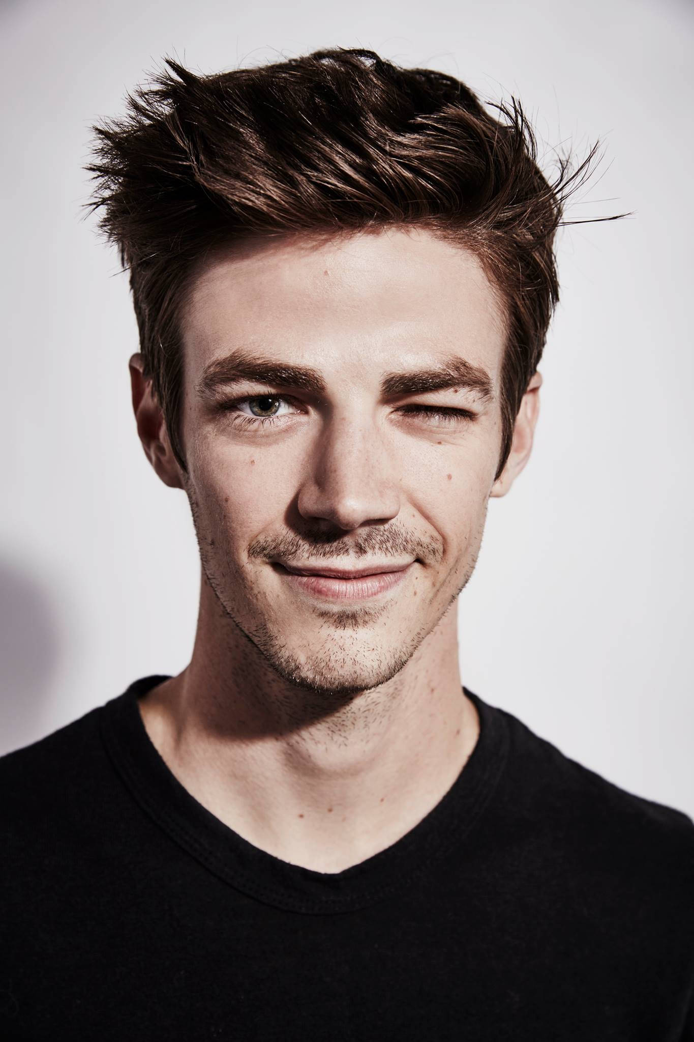 Grant Gustin, tousled brown hair, slight smile, Full HD Phone Wallpaper