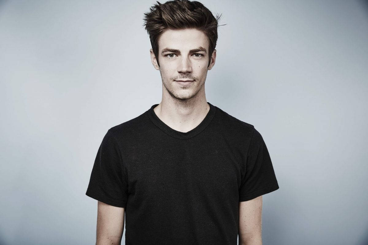 Grant Gustin, black t-shirt, styled brown hair, SD Desktop Wallpaper