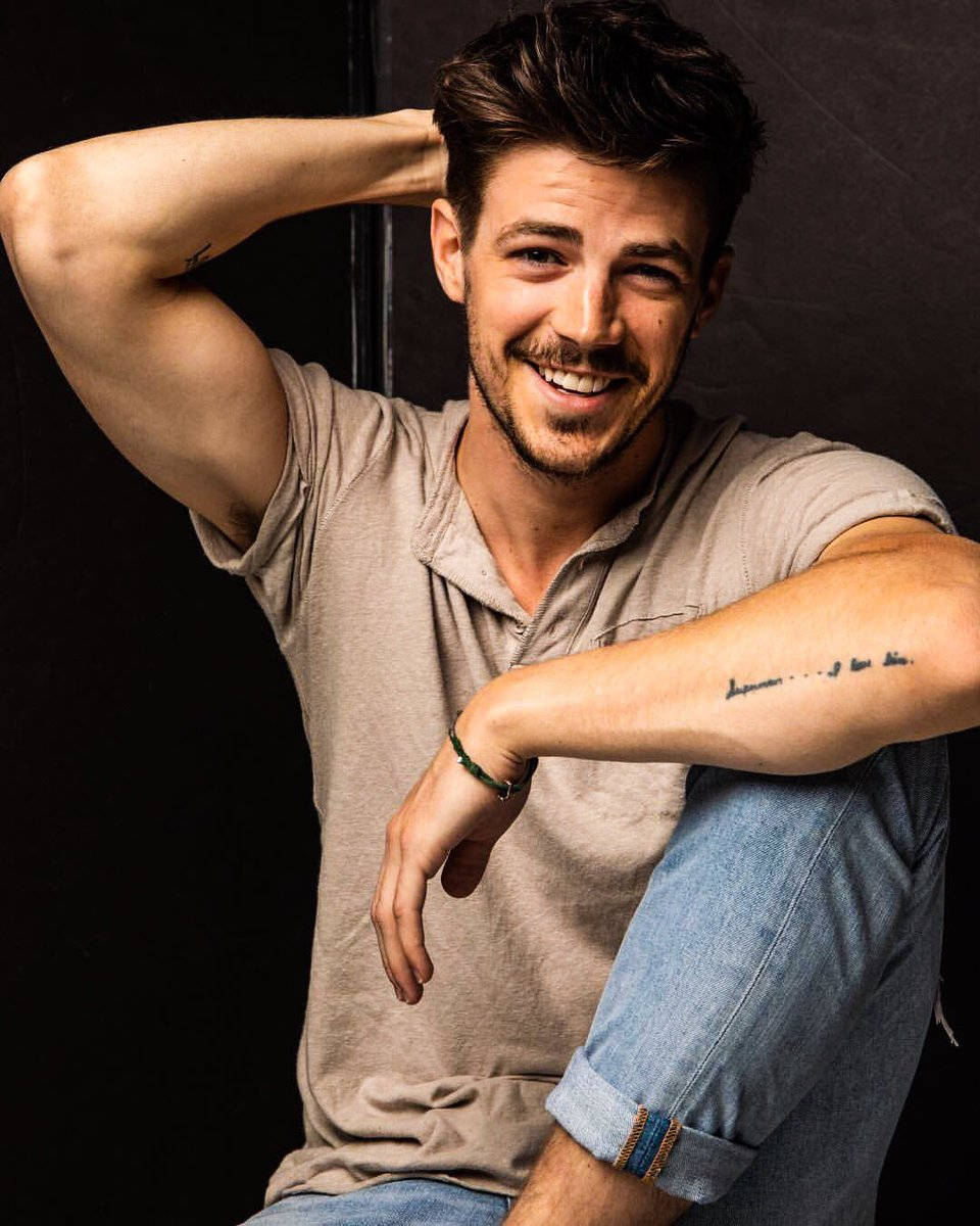Grant Gustin, beard, tattoos, SD Phone Wallpaper