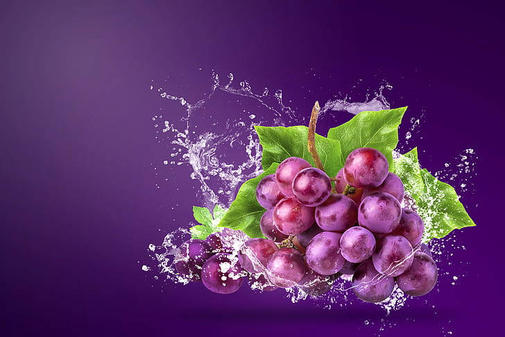Grape Water Splash, purple grapes, green leaves, SD Desktop Wallpaper