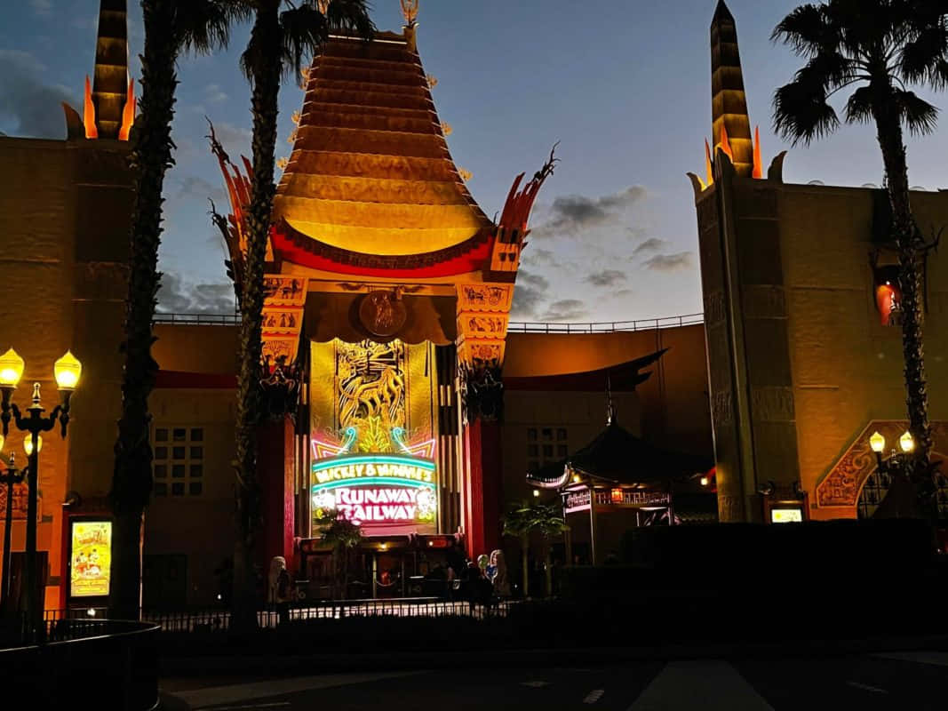 Graumans Chinese Theatre, neon lights, dusk, SD Desktop Wallpaper