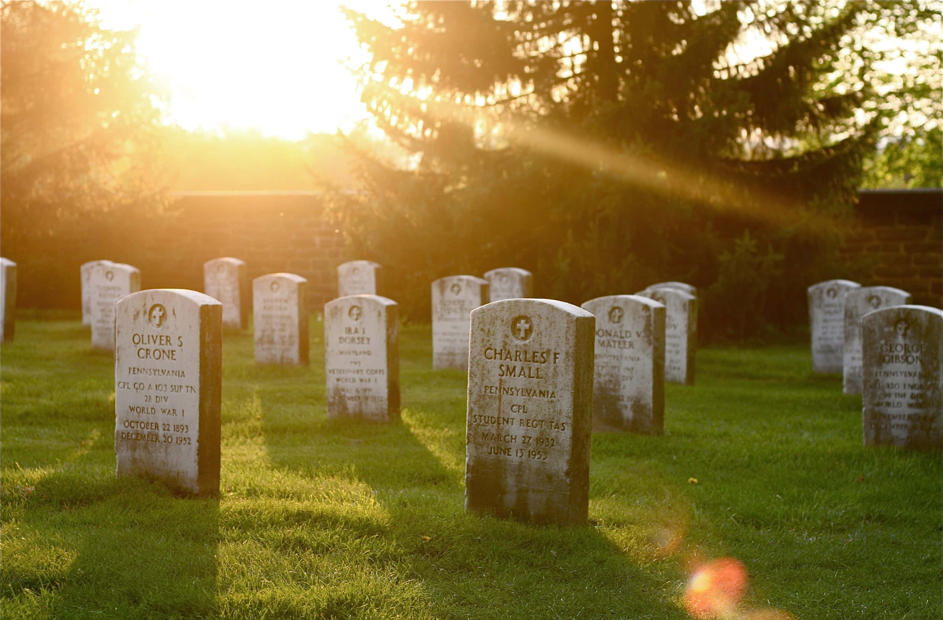 gravestone 3000, 1973, Sunlight, 2K Desktop Wallpaper
