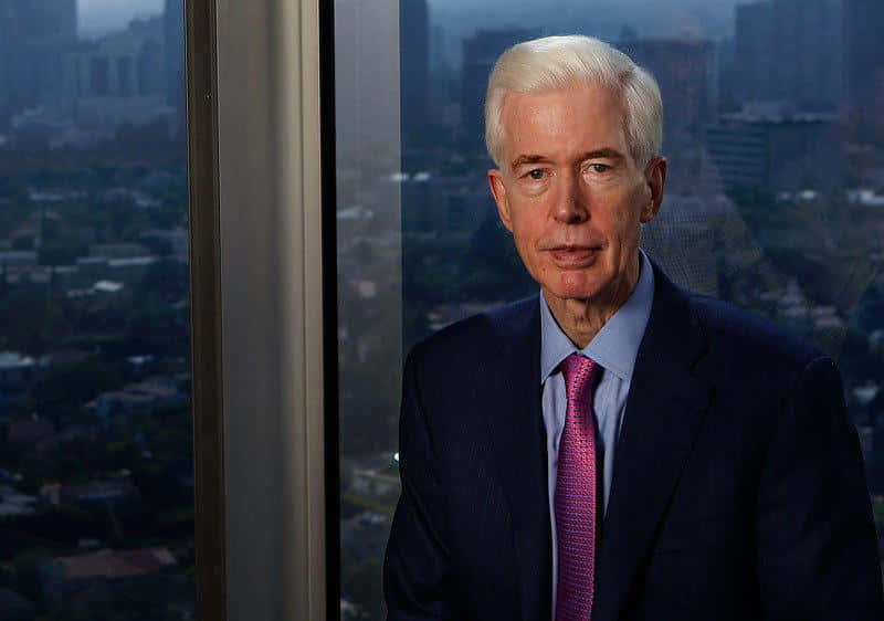Gray Davis, dark suit, pink tie, SD Desktop Wallpaper
