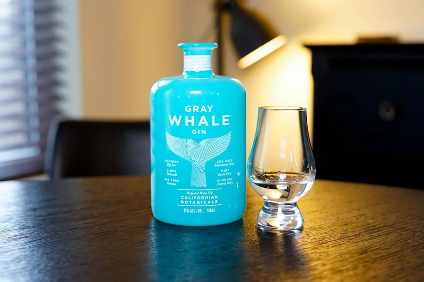 Gray Whale Gin, turquoise, bottle, HD Desktop Wallpaper