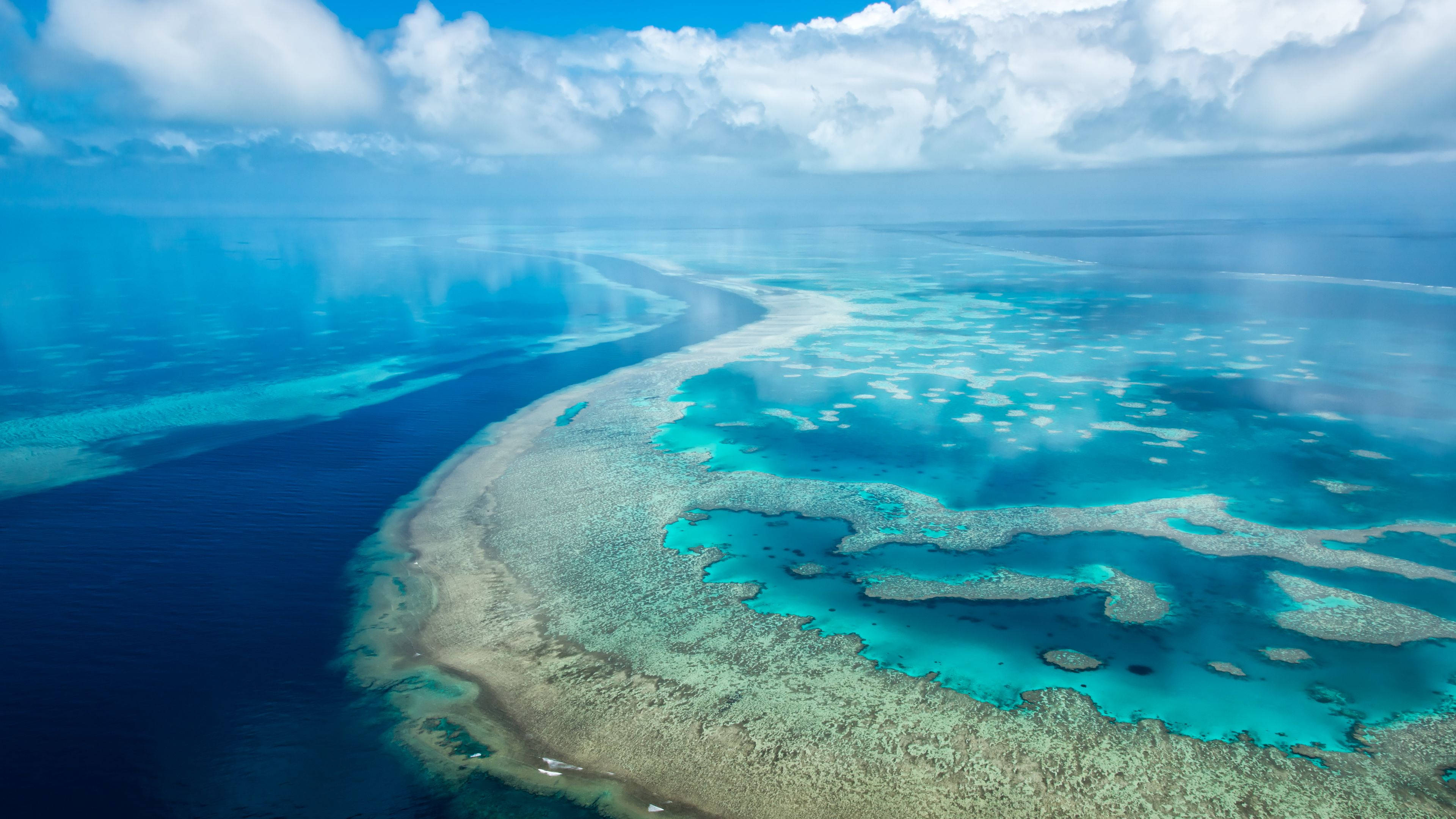 Great Barrier Reef, turquoise waters, deep blue ocean, 4K Desktop Wallpaper