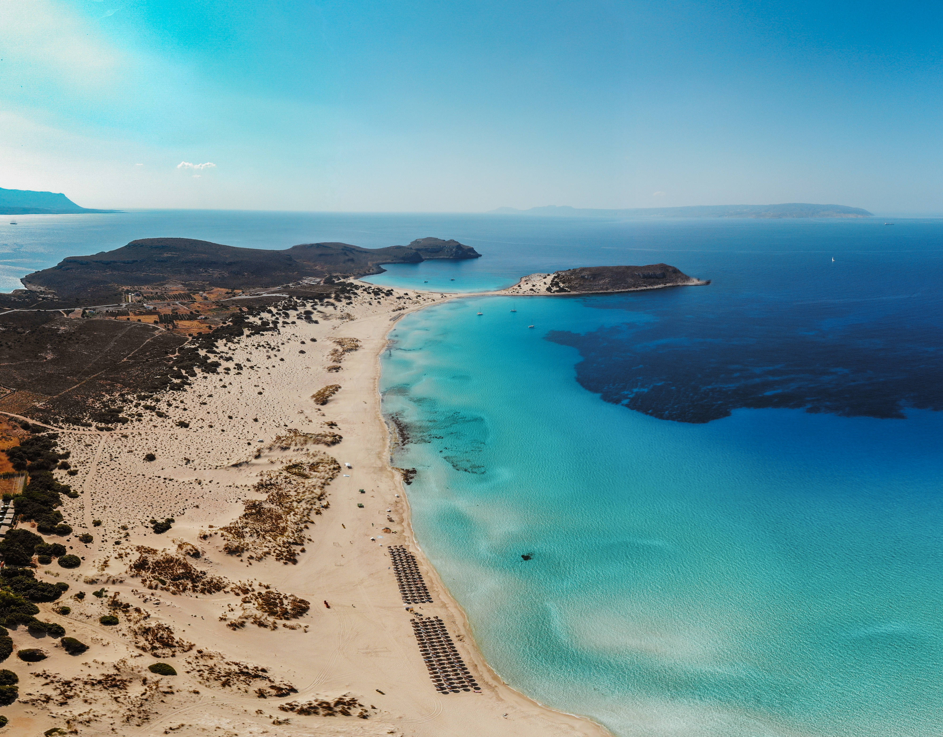 bay coast, Greece, pristine beach, 4K Desktop Wallpaper