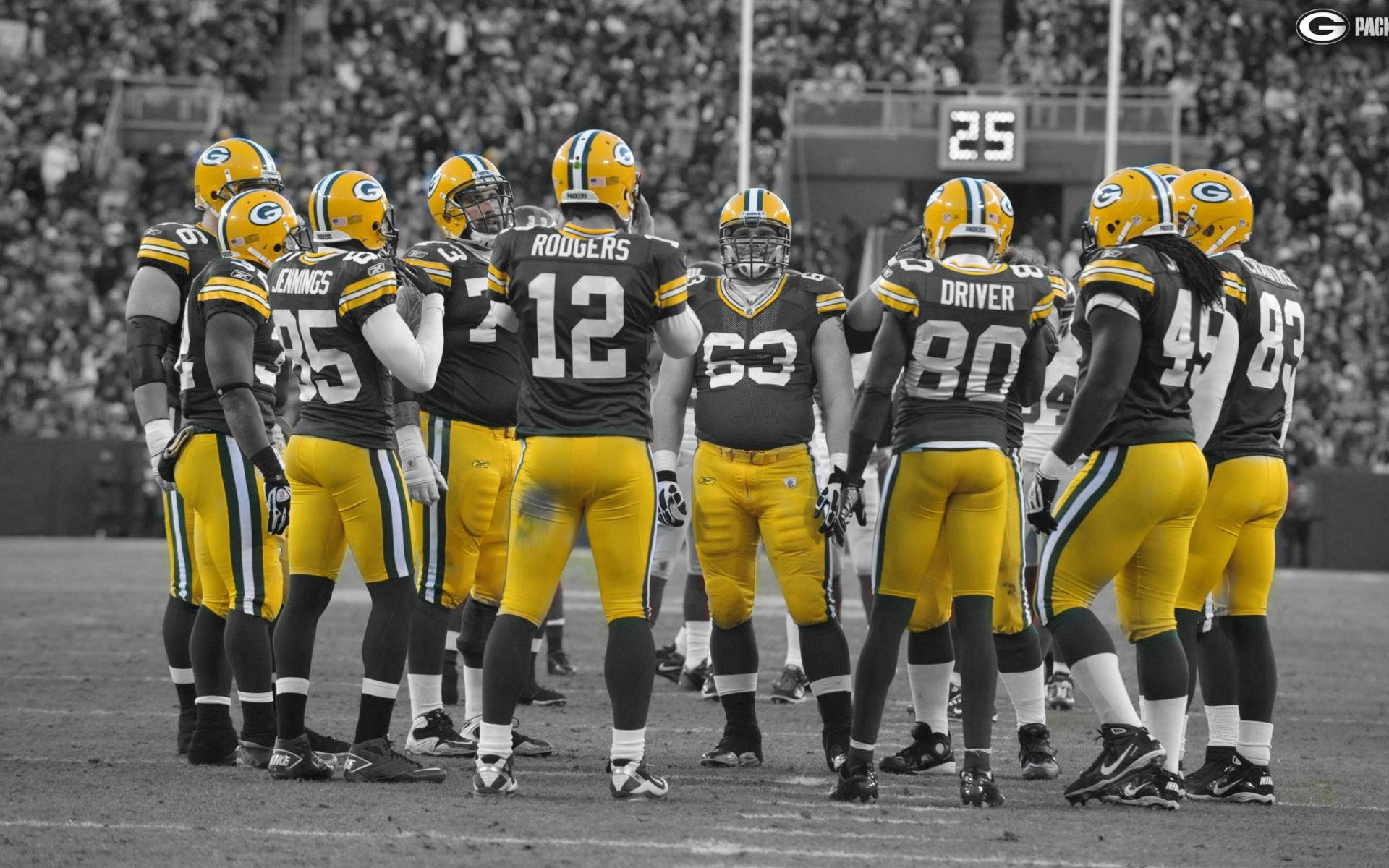 Green Bay Packers, yellow uniforms, black and white stadium field, Full HD Desktop Wallpaper