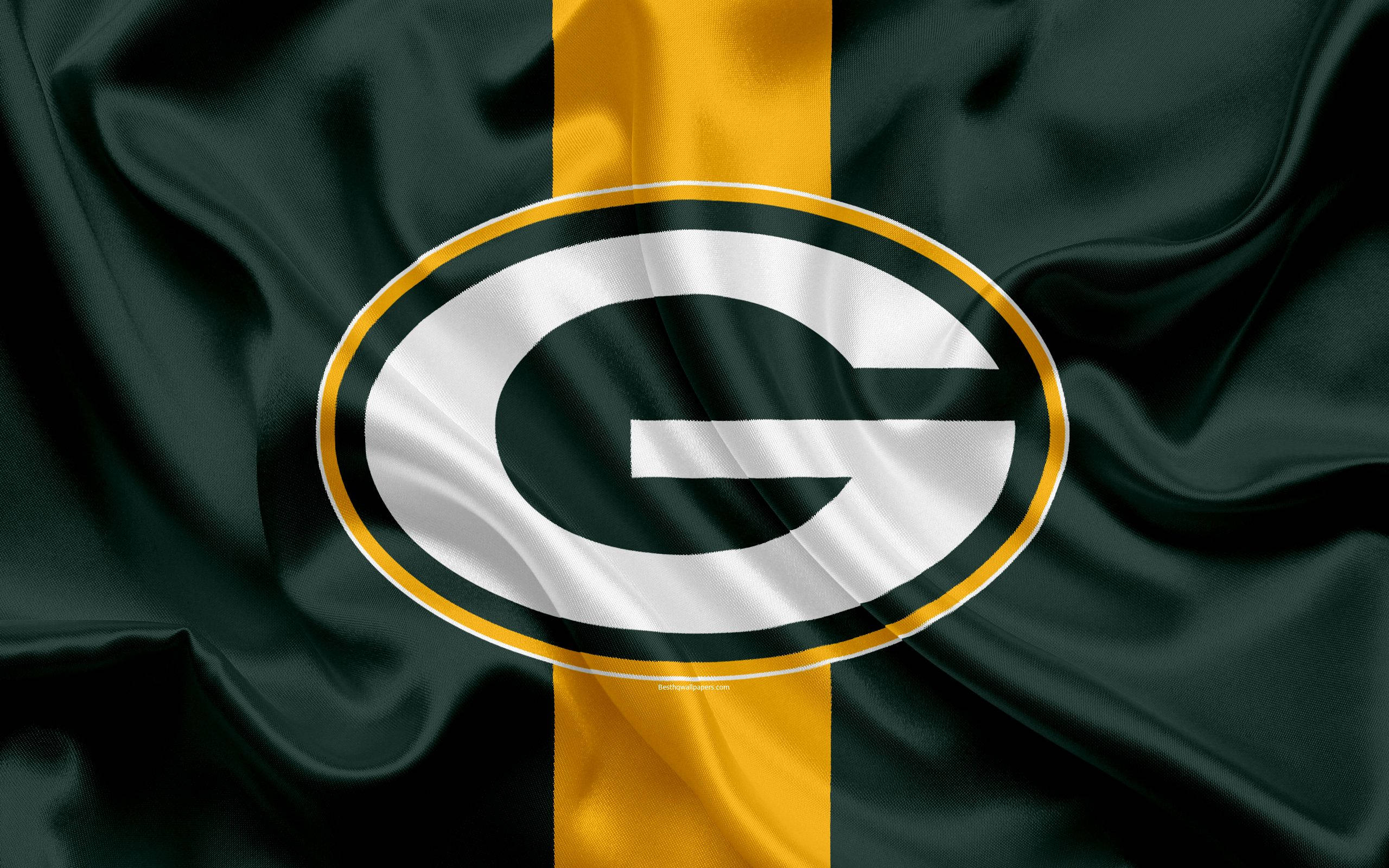 Green Bay Packers, dark green satin flag, gold stripe, 2K Desktop Wallpaper