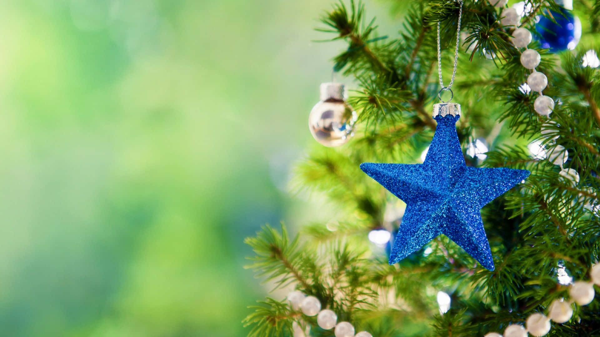 green pine branch, blue star ornament, silver beads, Full HD Desktop Wallpaper